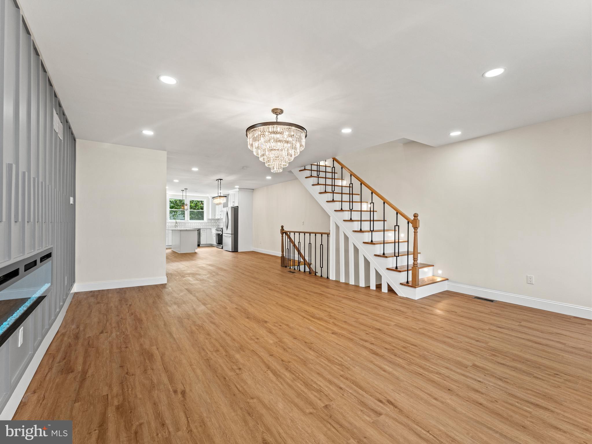 LOWER MOYAMENSING - Residential