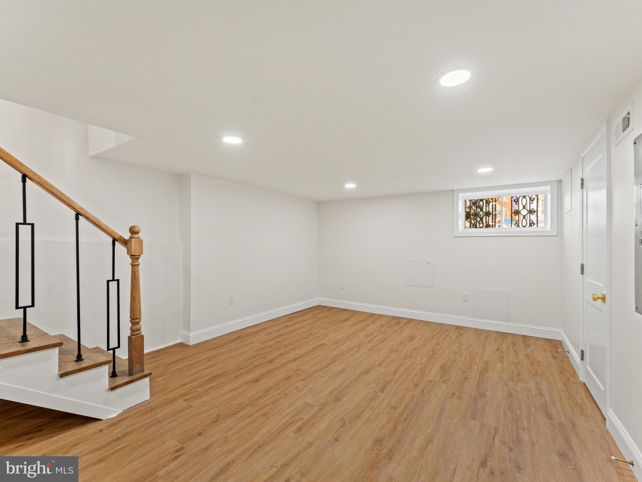 LOWER MOYAMENSING - Residential