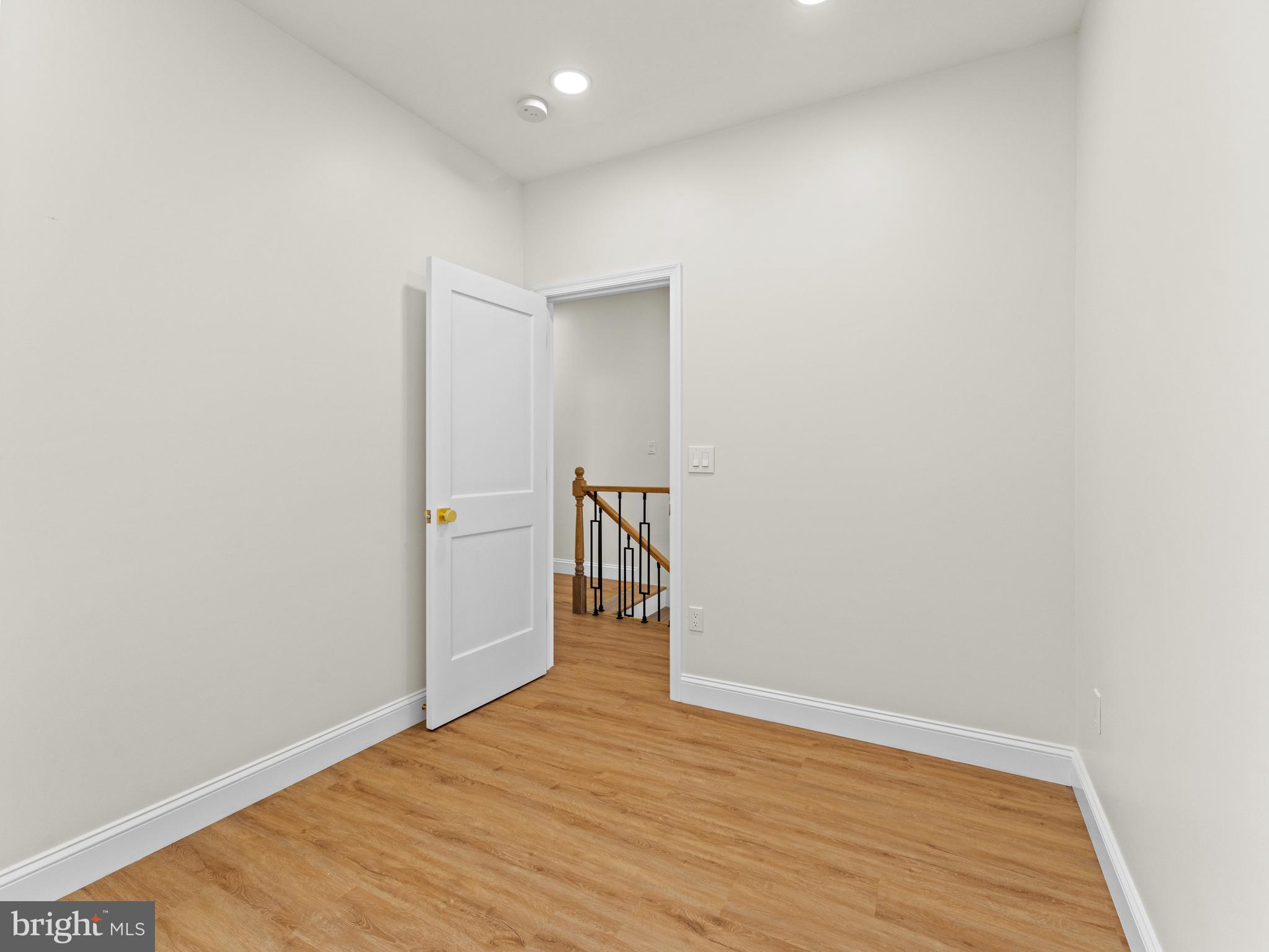 LOWER MOYAMENSING - Residential