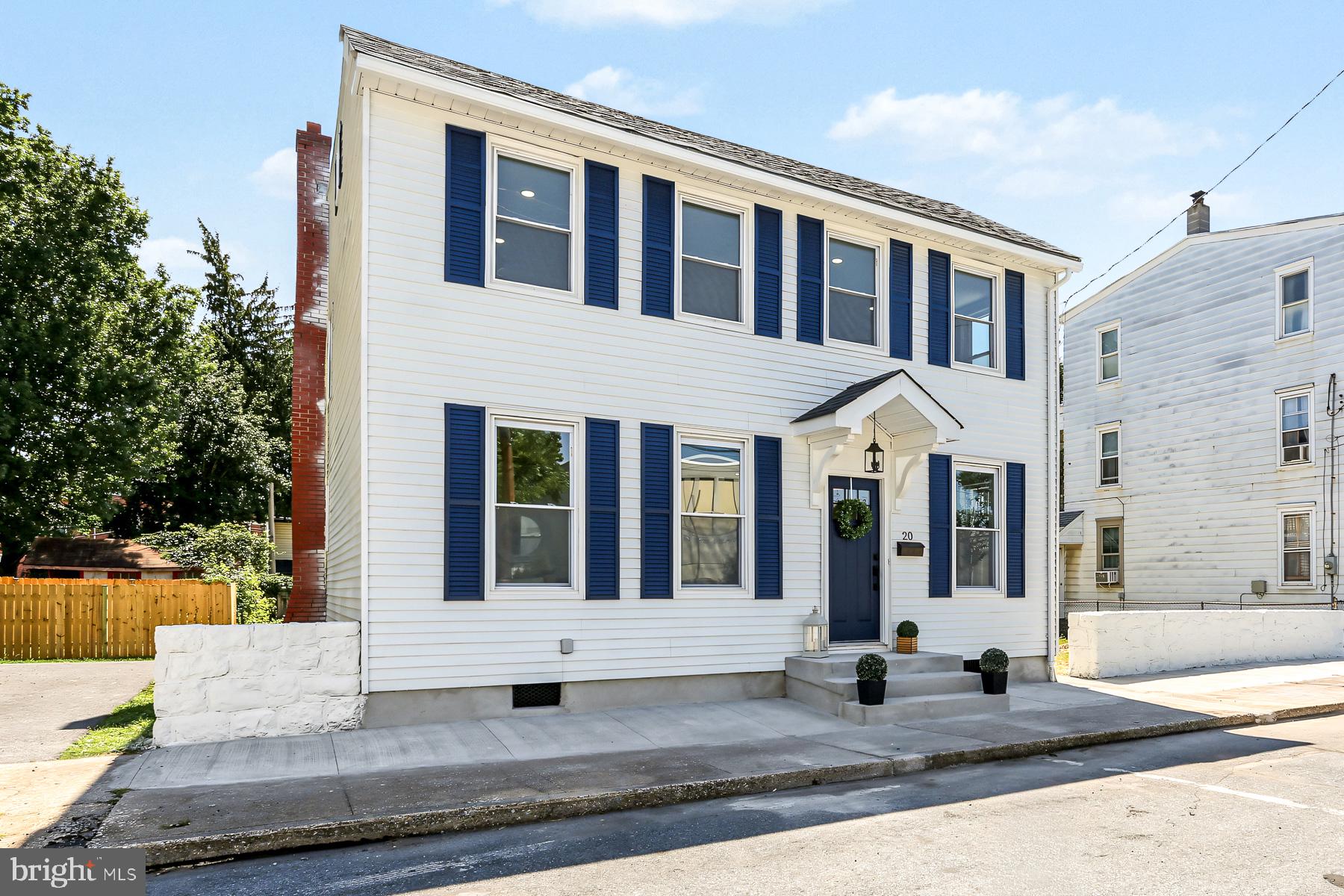 20 W WATER STREET
