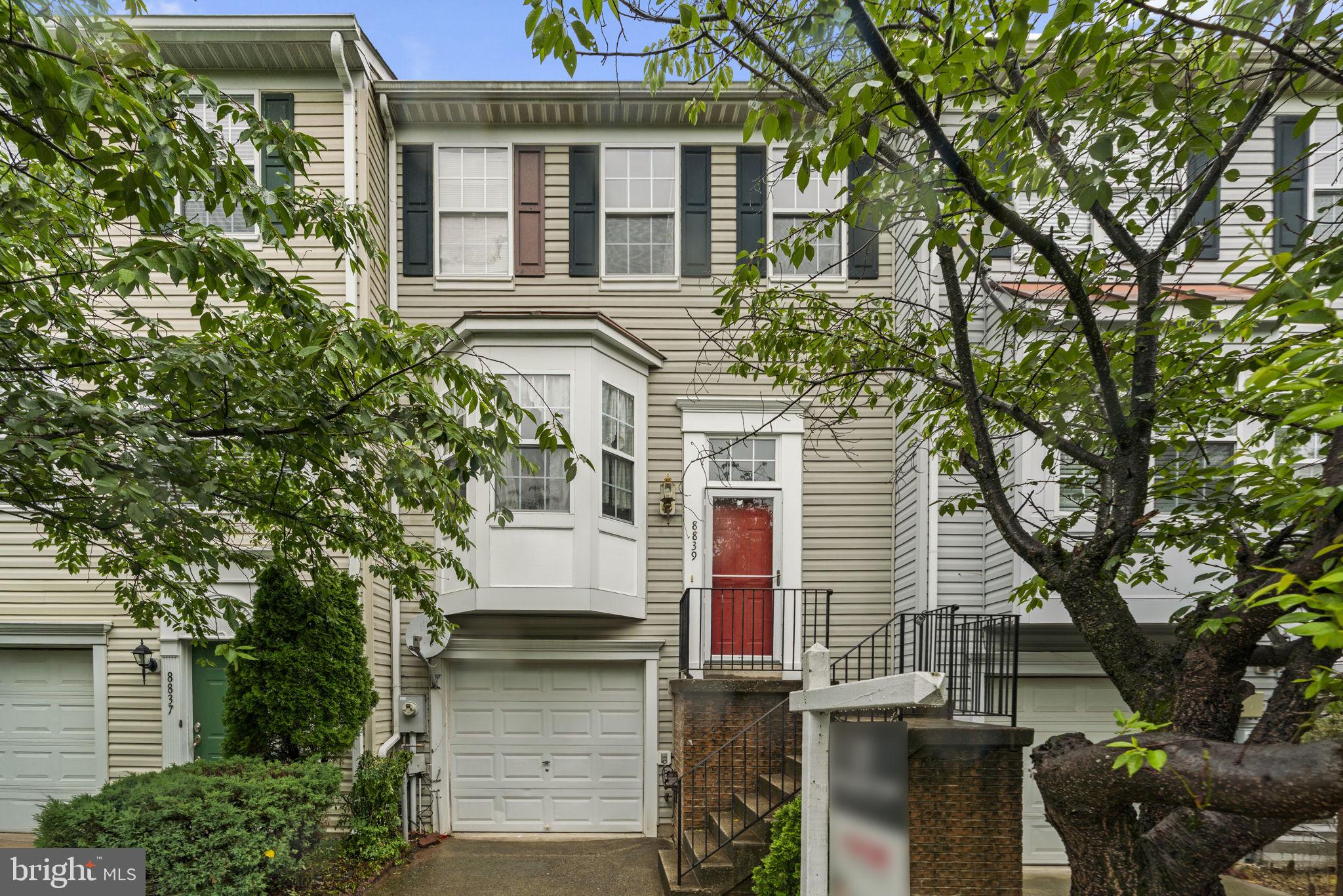 8839 HAWTHORNE COURT