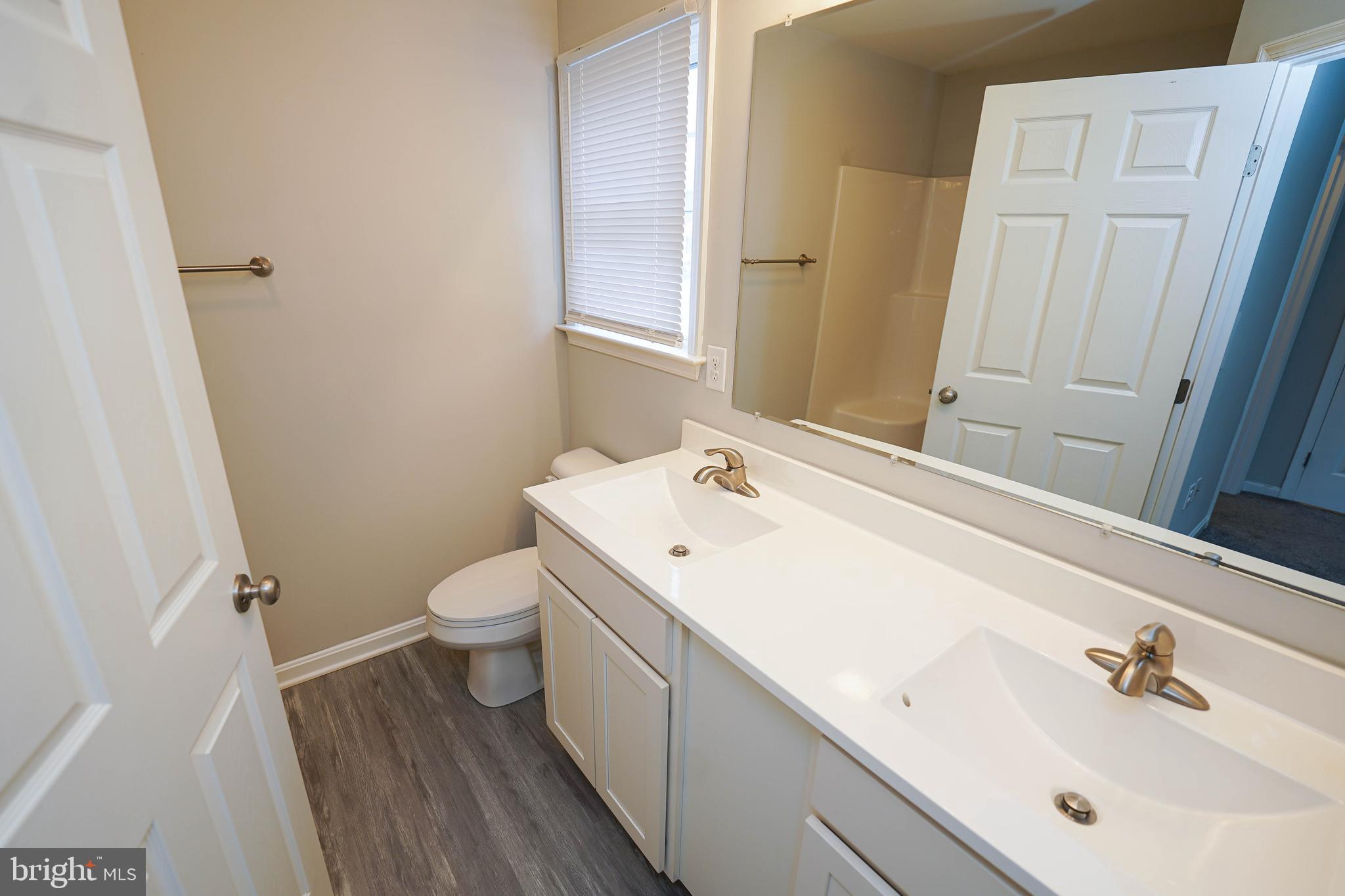 SOUTHERN FLDS - Residential Lease