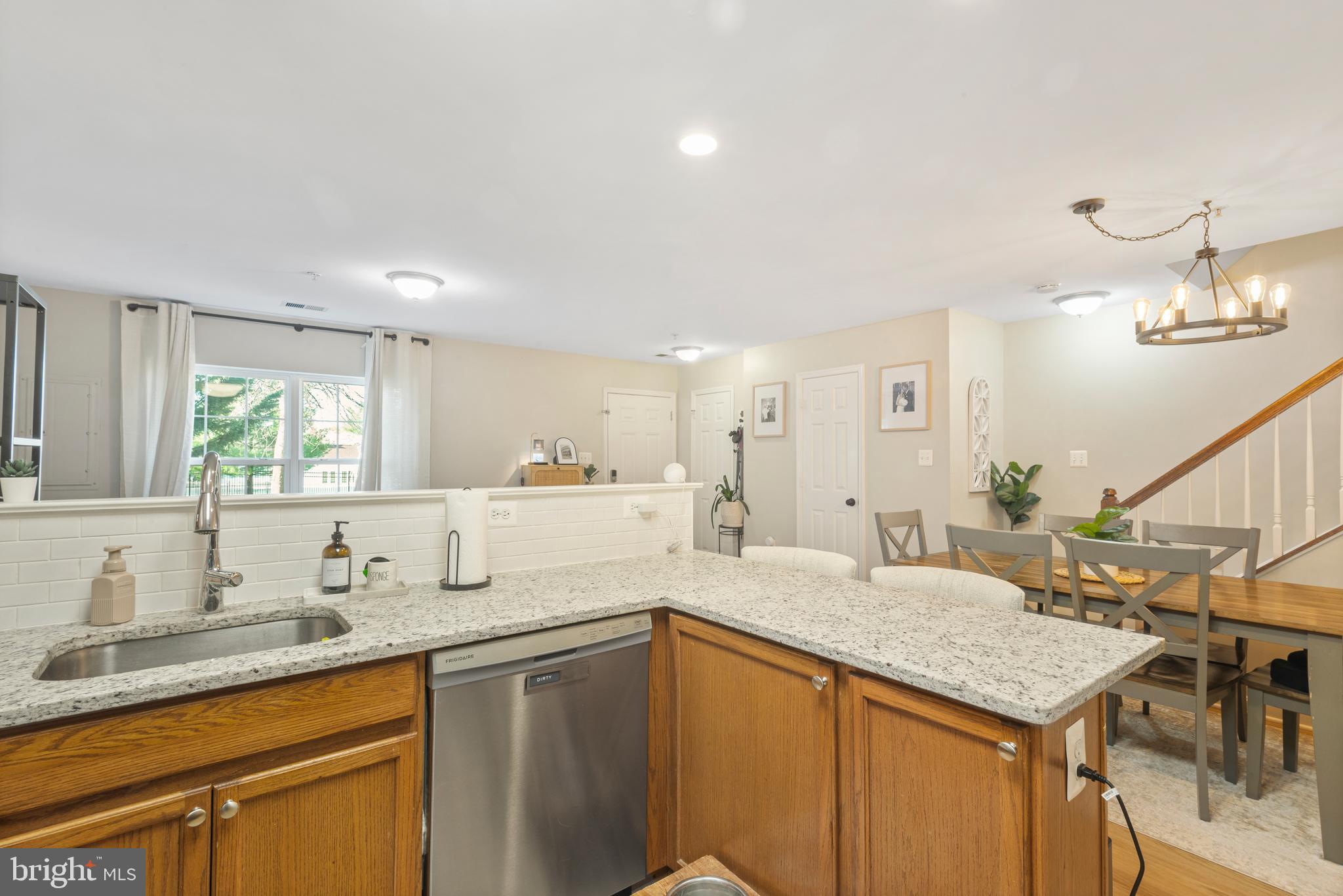 WELLINGTON TRACE - Residential