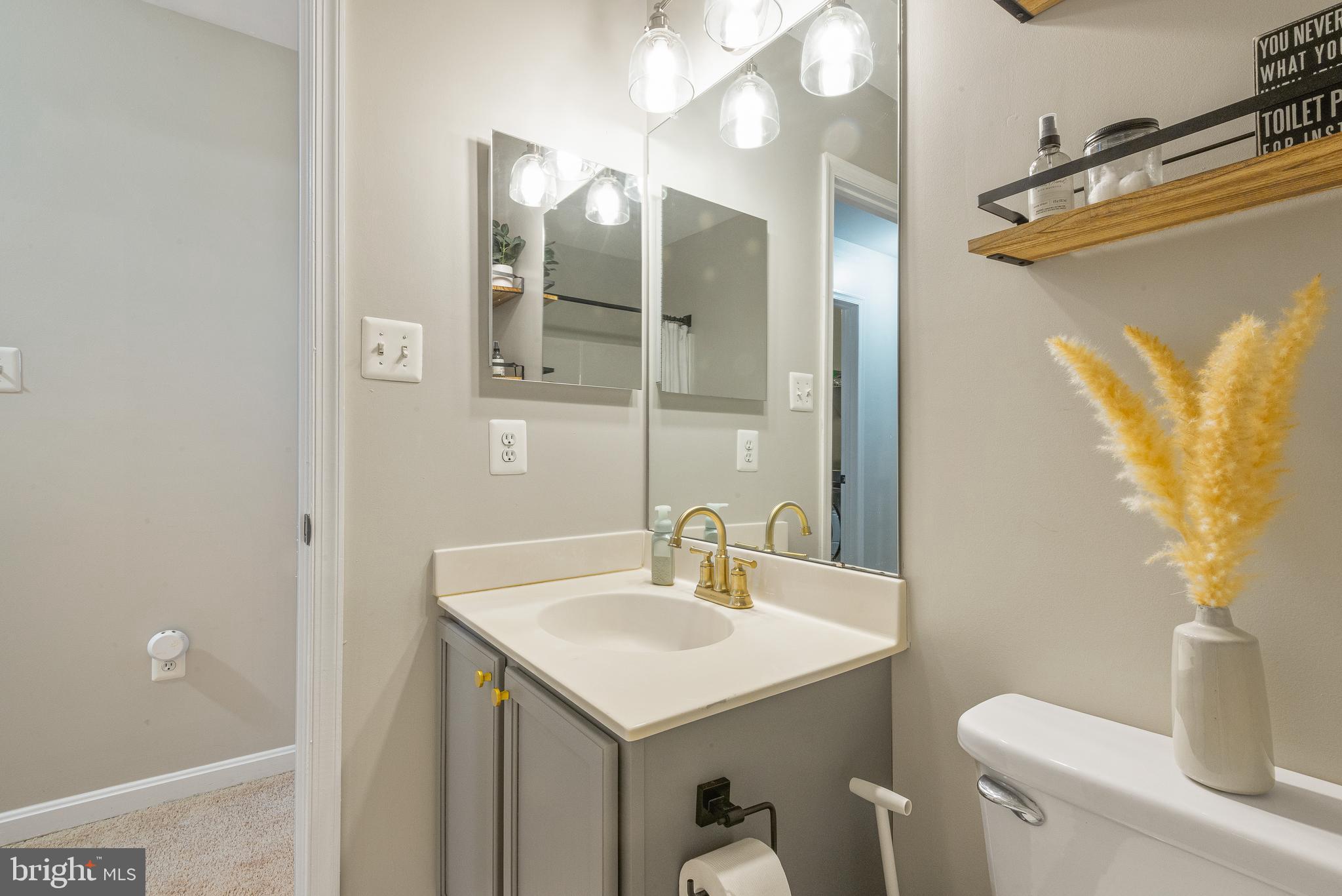 WELLINGTON TRACE - Residential