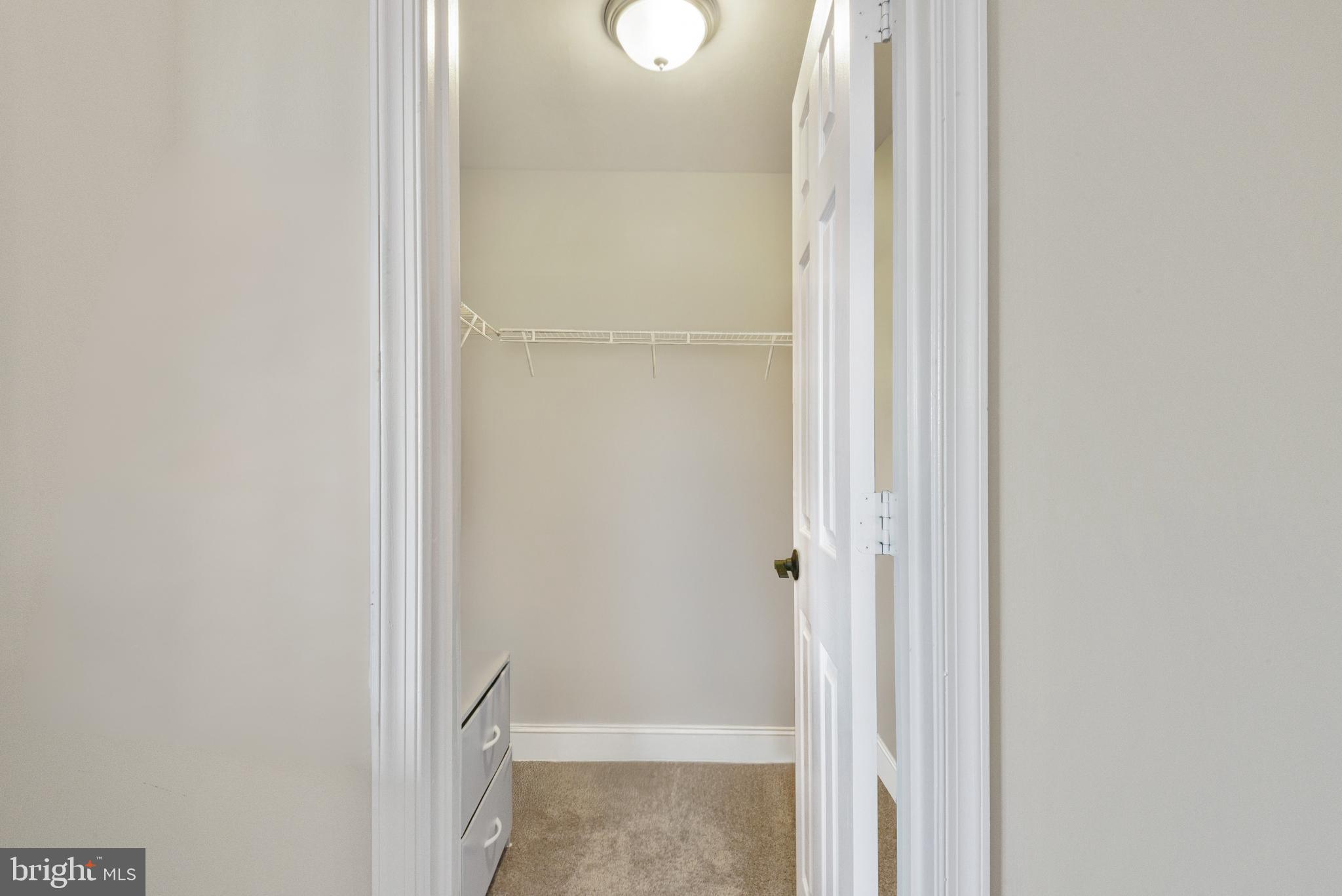 WELLINGTON TRACE - Residential