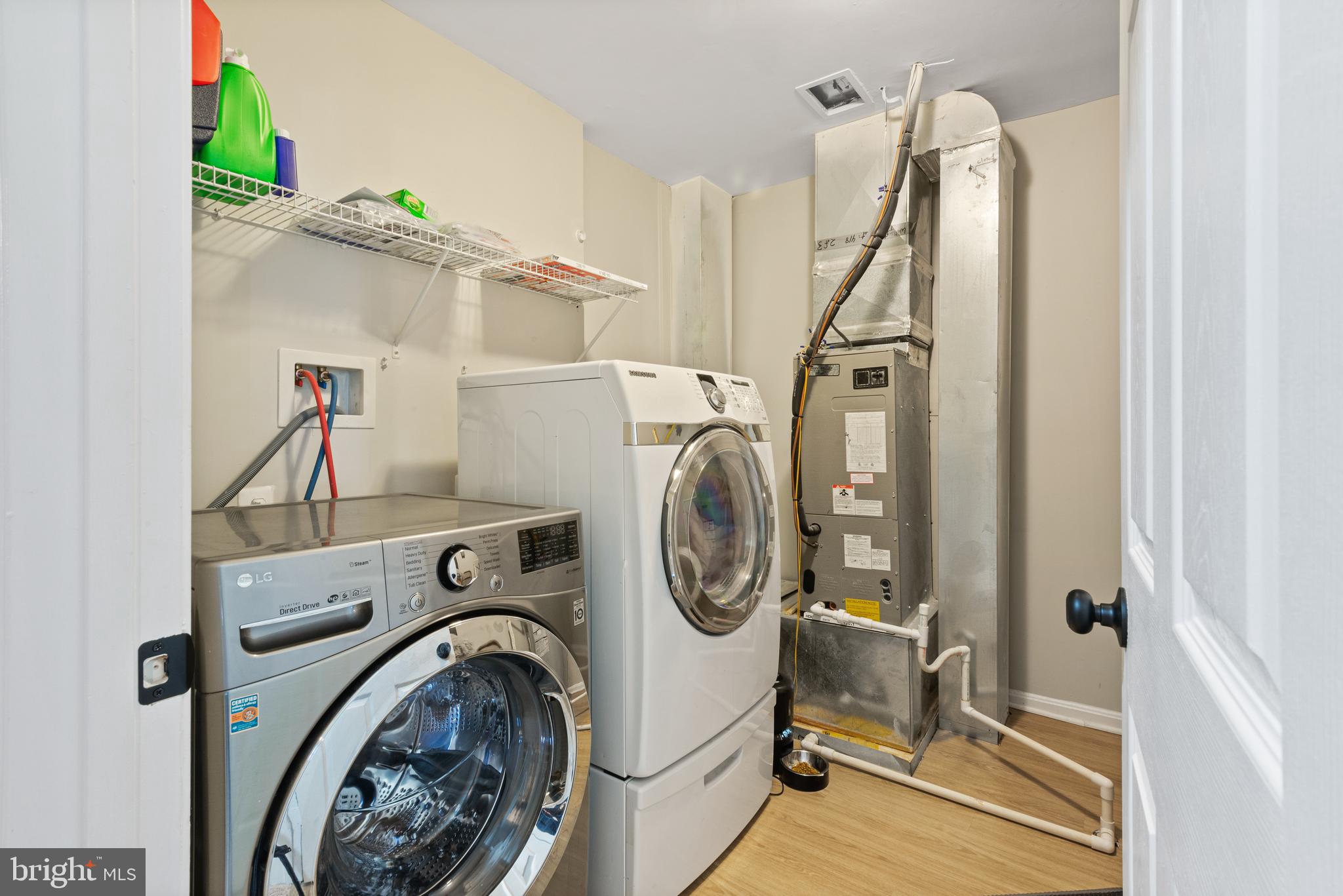 WELLINGTON TRACE - Residential