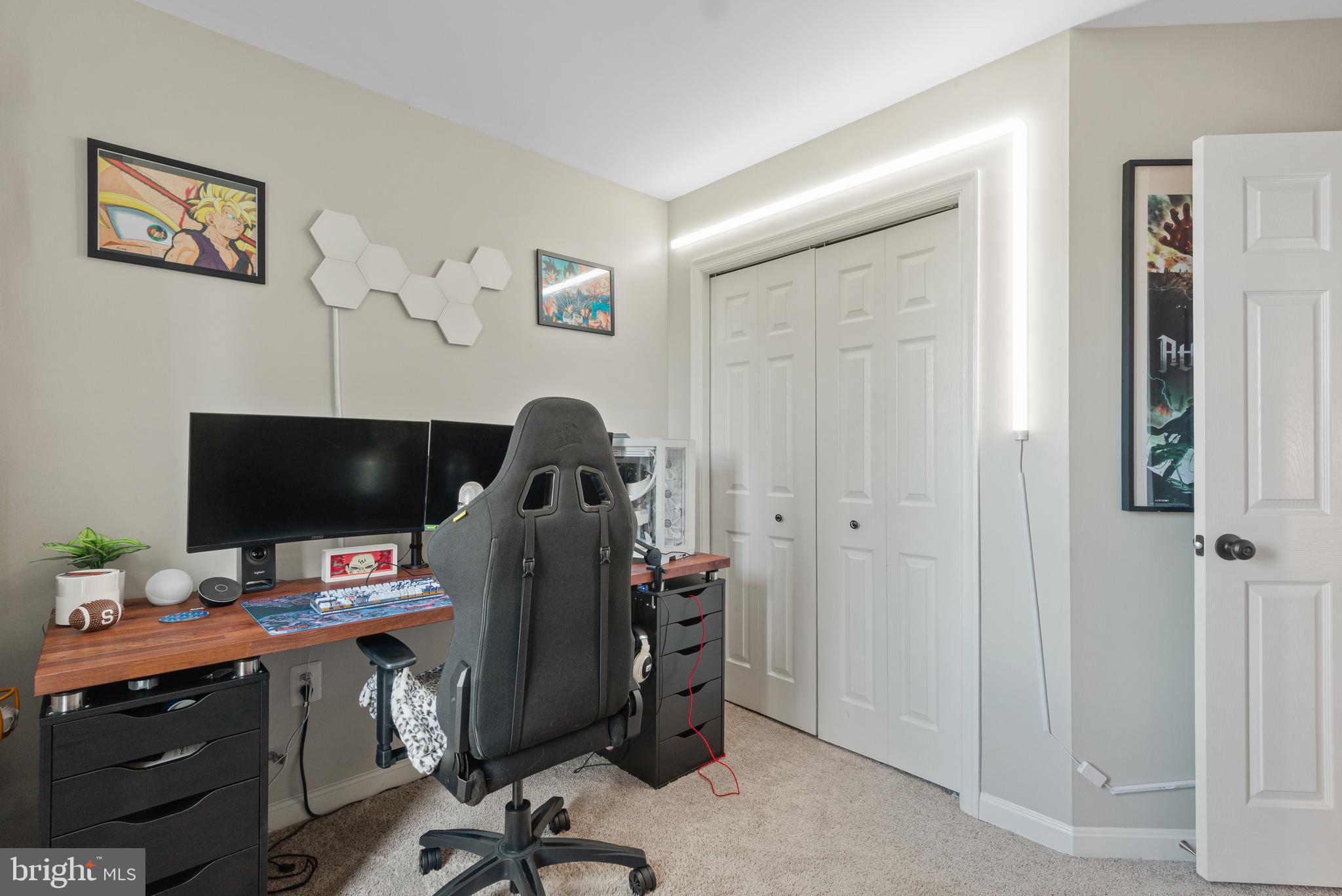 WELLINGTON TRACE - Residential