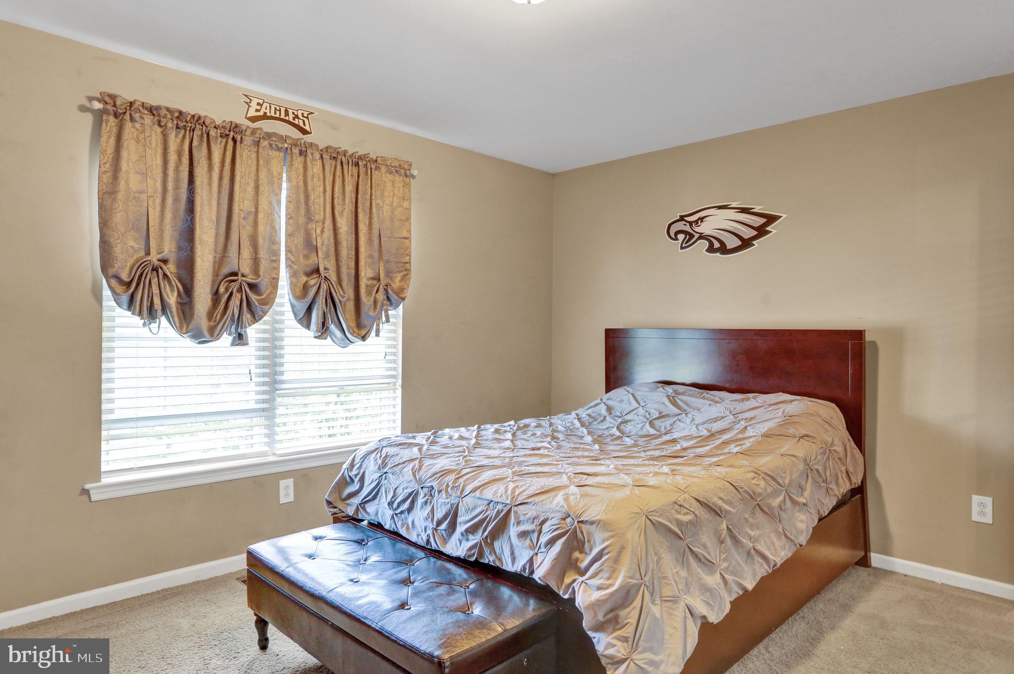 COUNTRY CLUB RUN - Residential