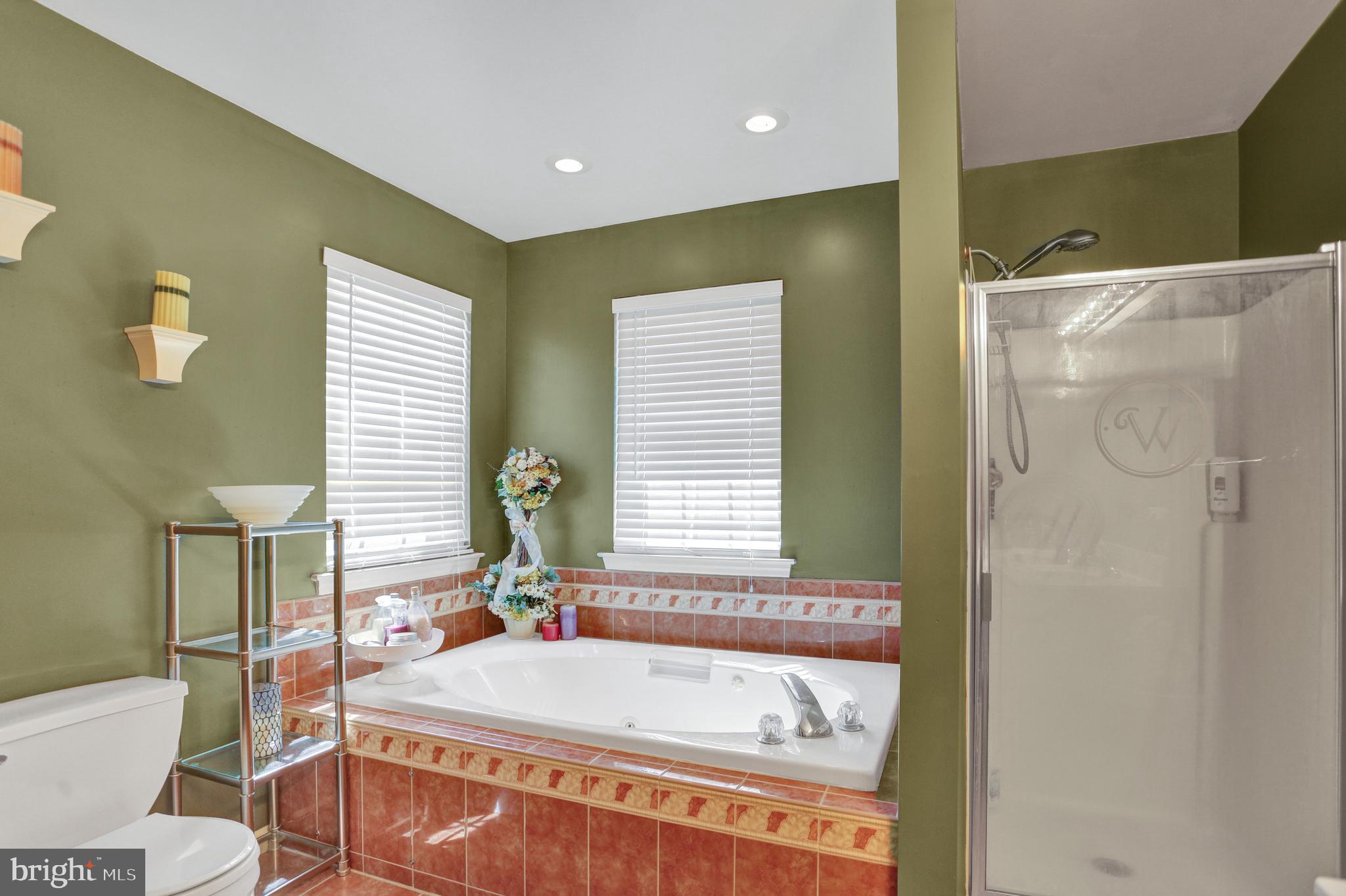 COUNTRY CLUB RUN - Residential