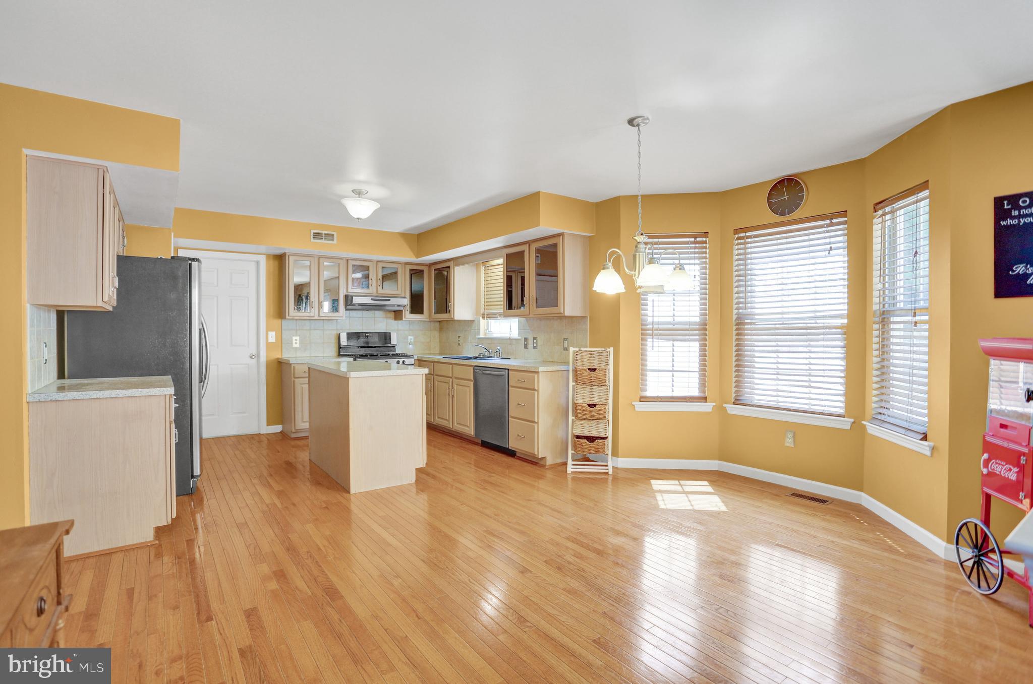 COUNTRY CLUB RUN - Residential