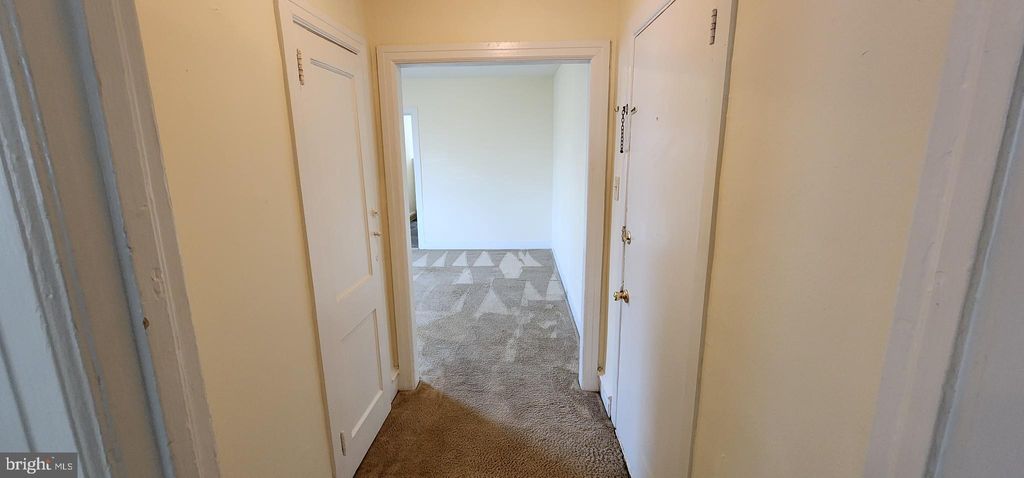 Photo of 33 S York Road #2A, HATBORO, PA 19040 (MLS # PAMC2166218)