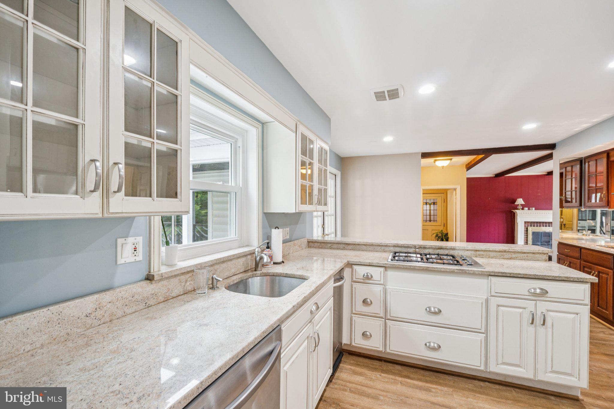 PARKSIDE ESTATES - Residential