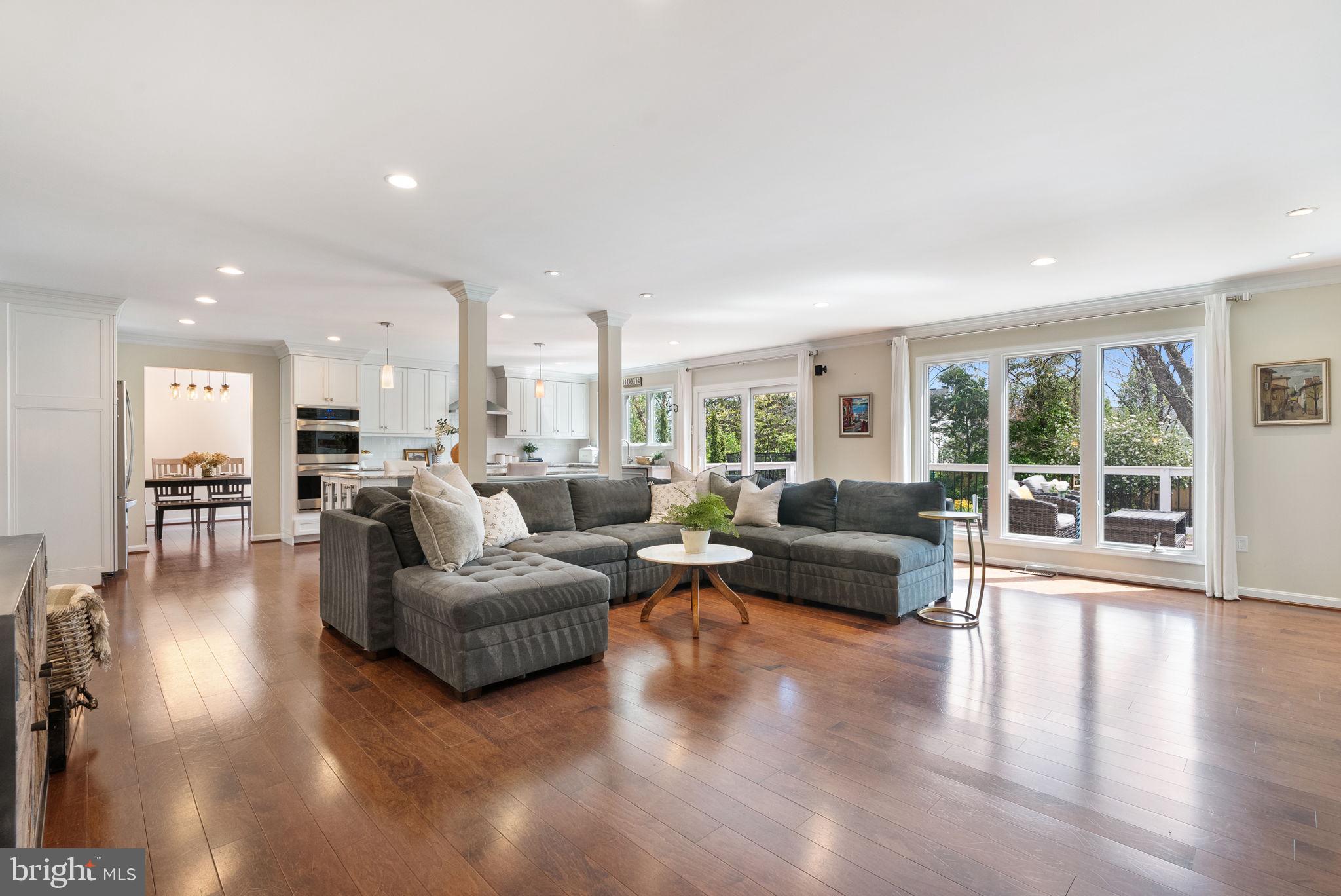 BELMONT GREENE - Residential