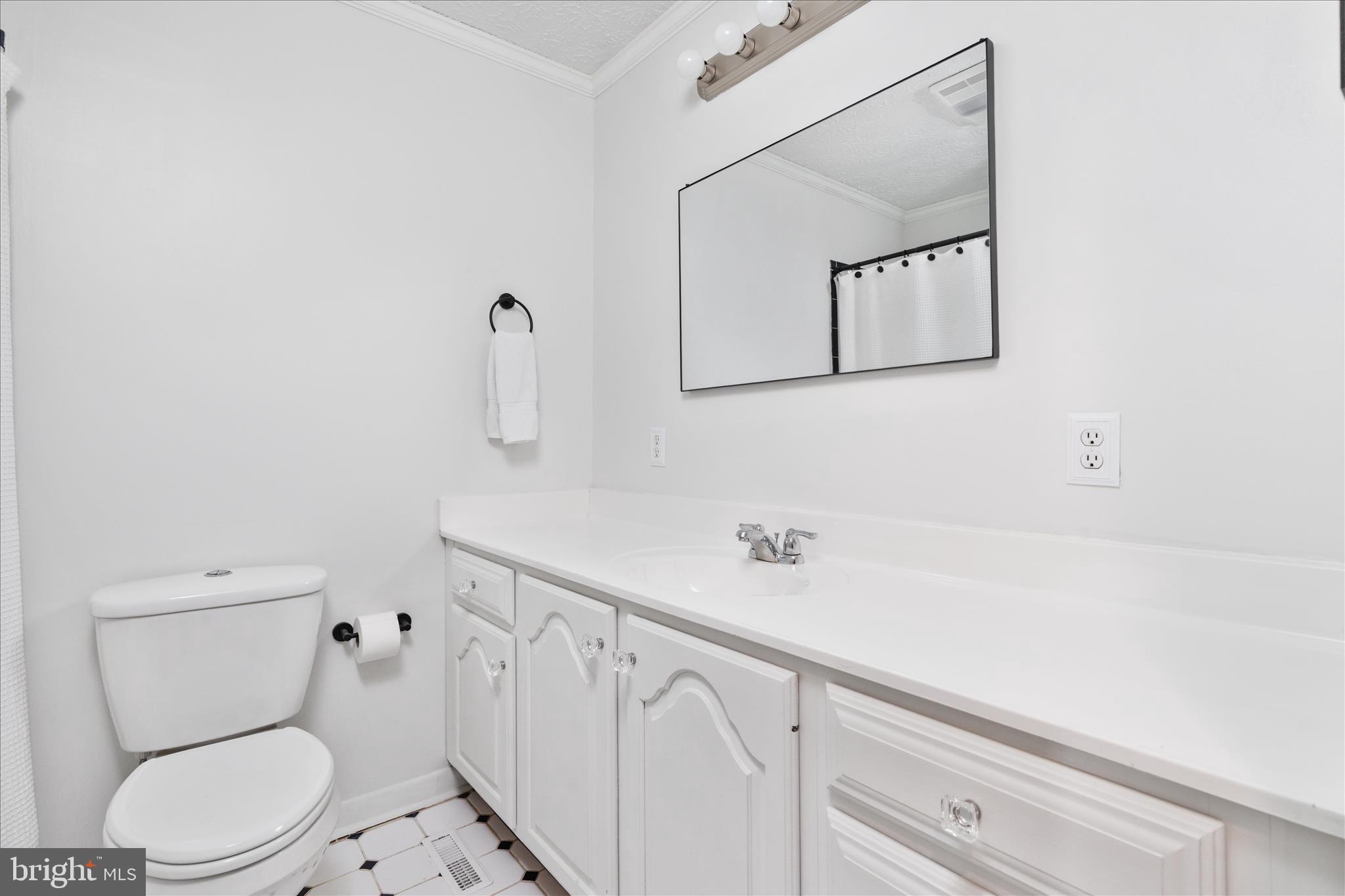 WHITACRE - Residential