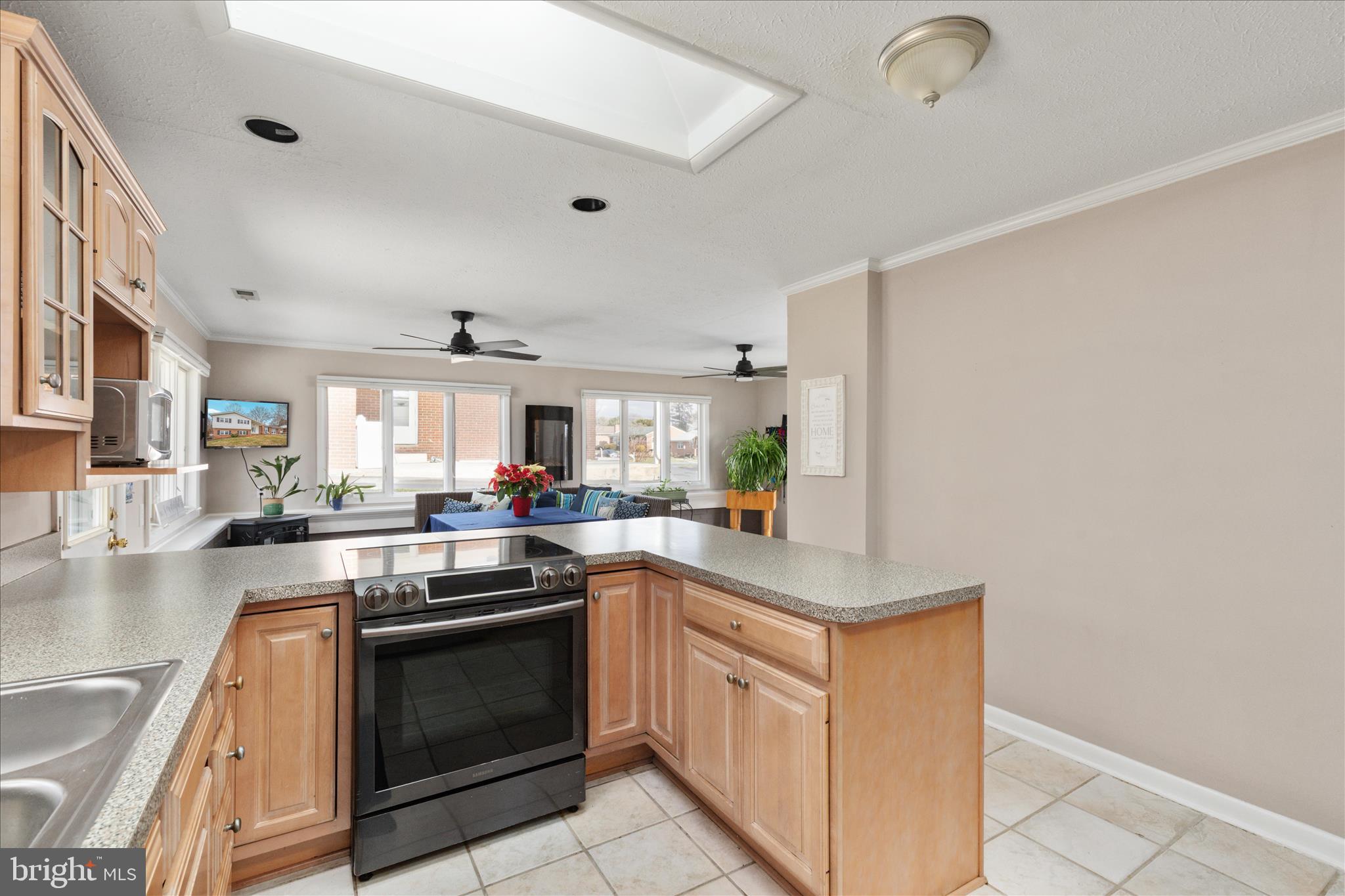 WHITACRE - Residential