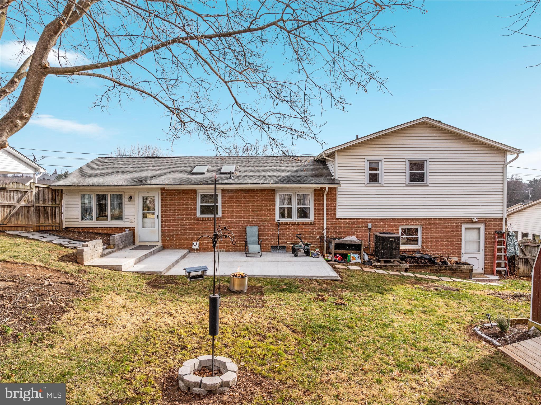 WHITACRE - Residential