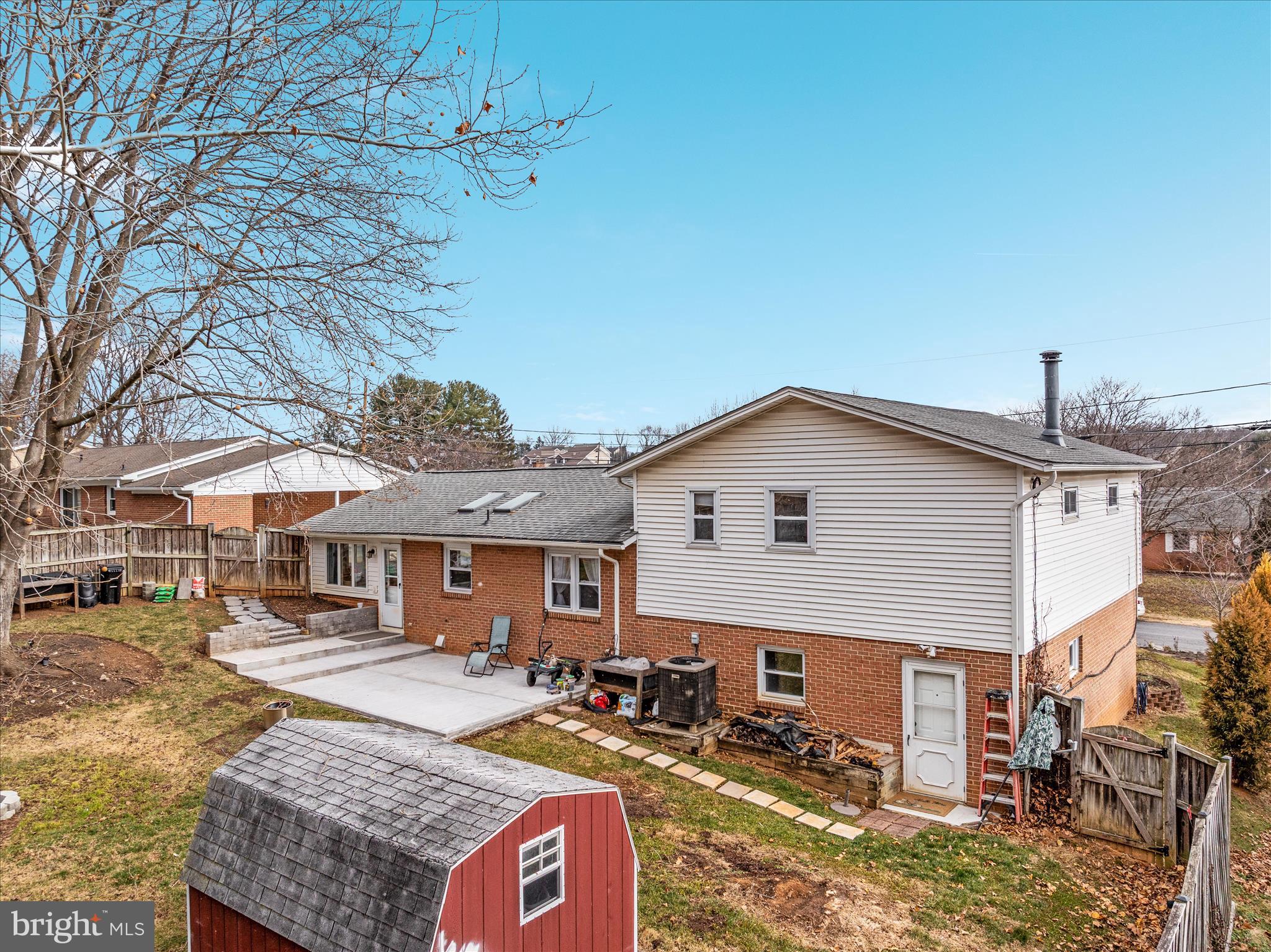 WHITACRE - Residential