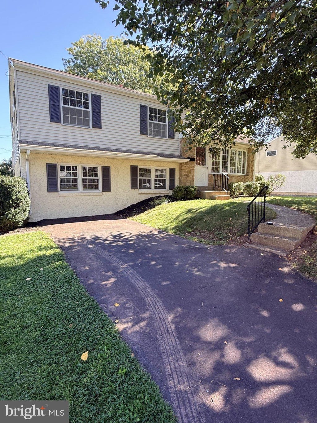Photo of 1037 Pross Road, LANSDALE, PA 19446 (MLS # PAMC2197074)