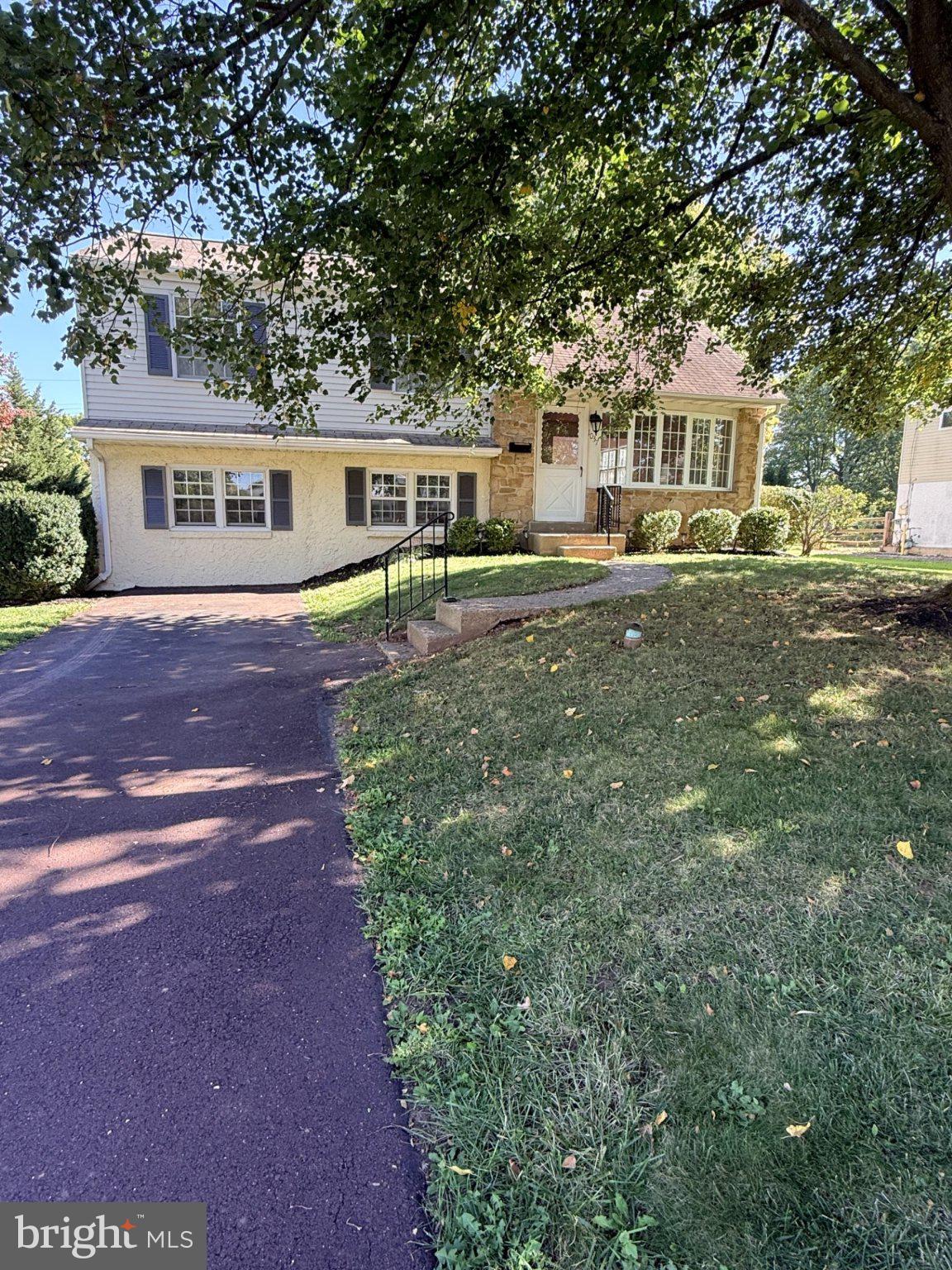 1037 PROSS ROAD