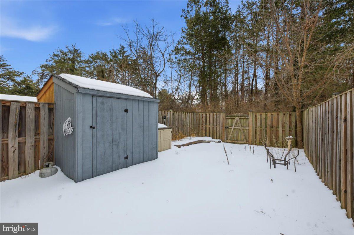 COUNTRYSIDE - Residential