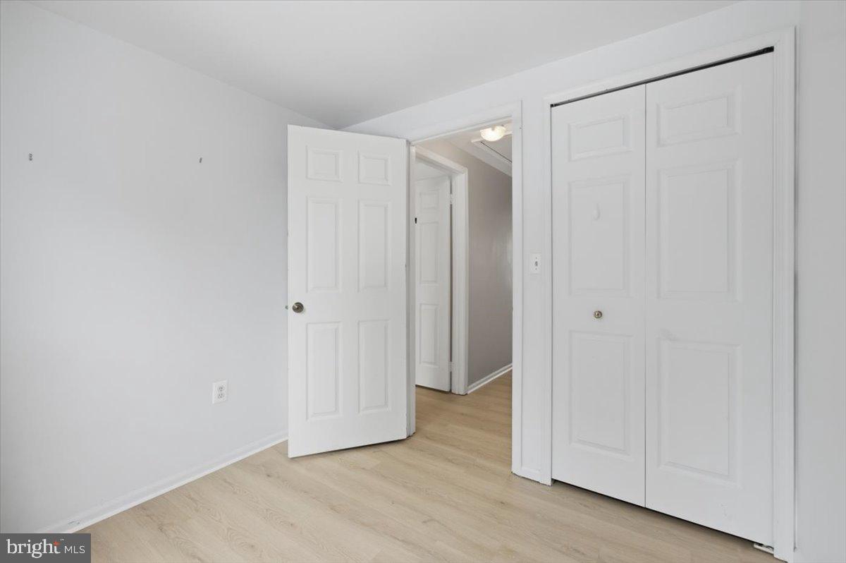 COUNTRYSIDE - Residential