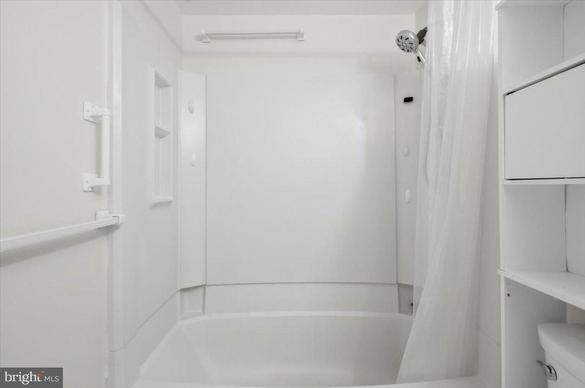 COUNTRYSIDE - Residential