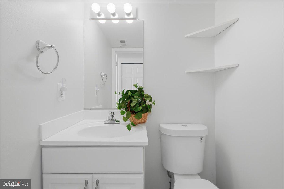 COUNTRYSIDE - Residential