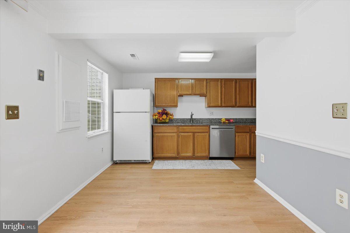 COUNTRYSIDE - Residential