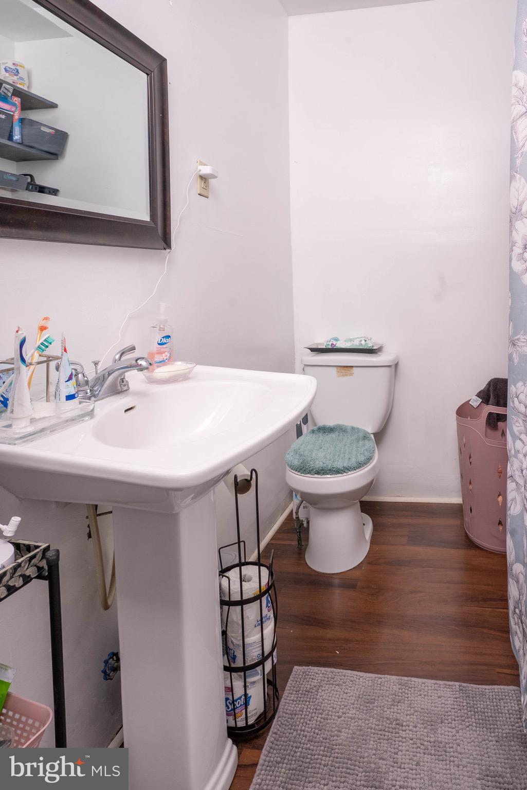 WEST PHILADELPHIA - Residential