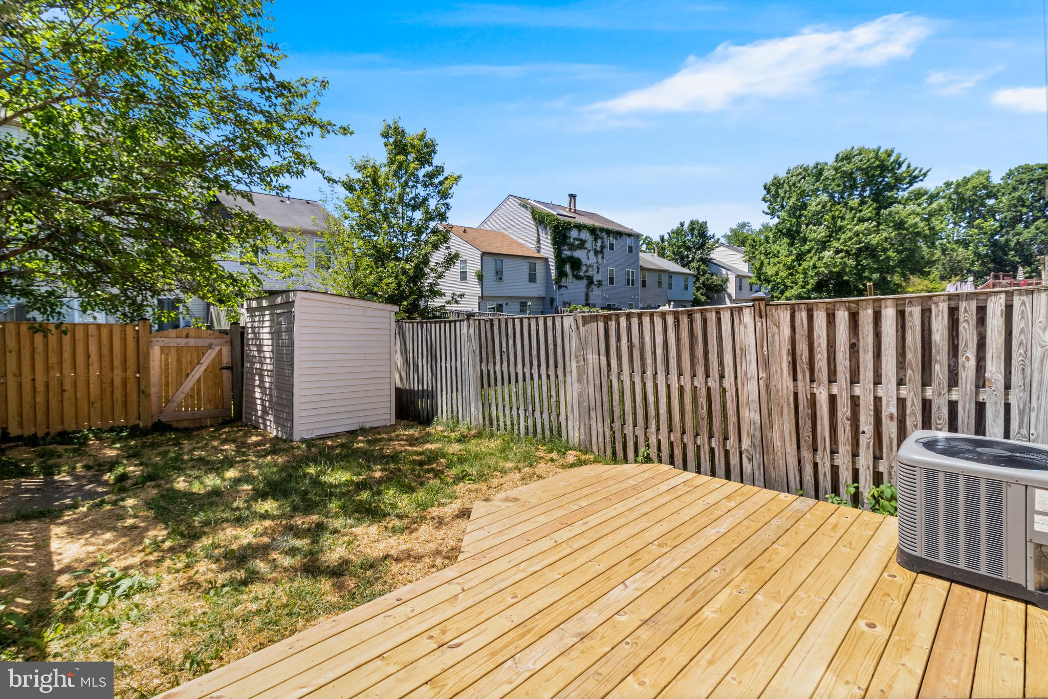 RIVERSIDE RUN IND HEAD - Residential