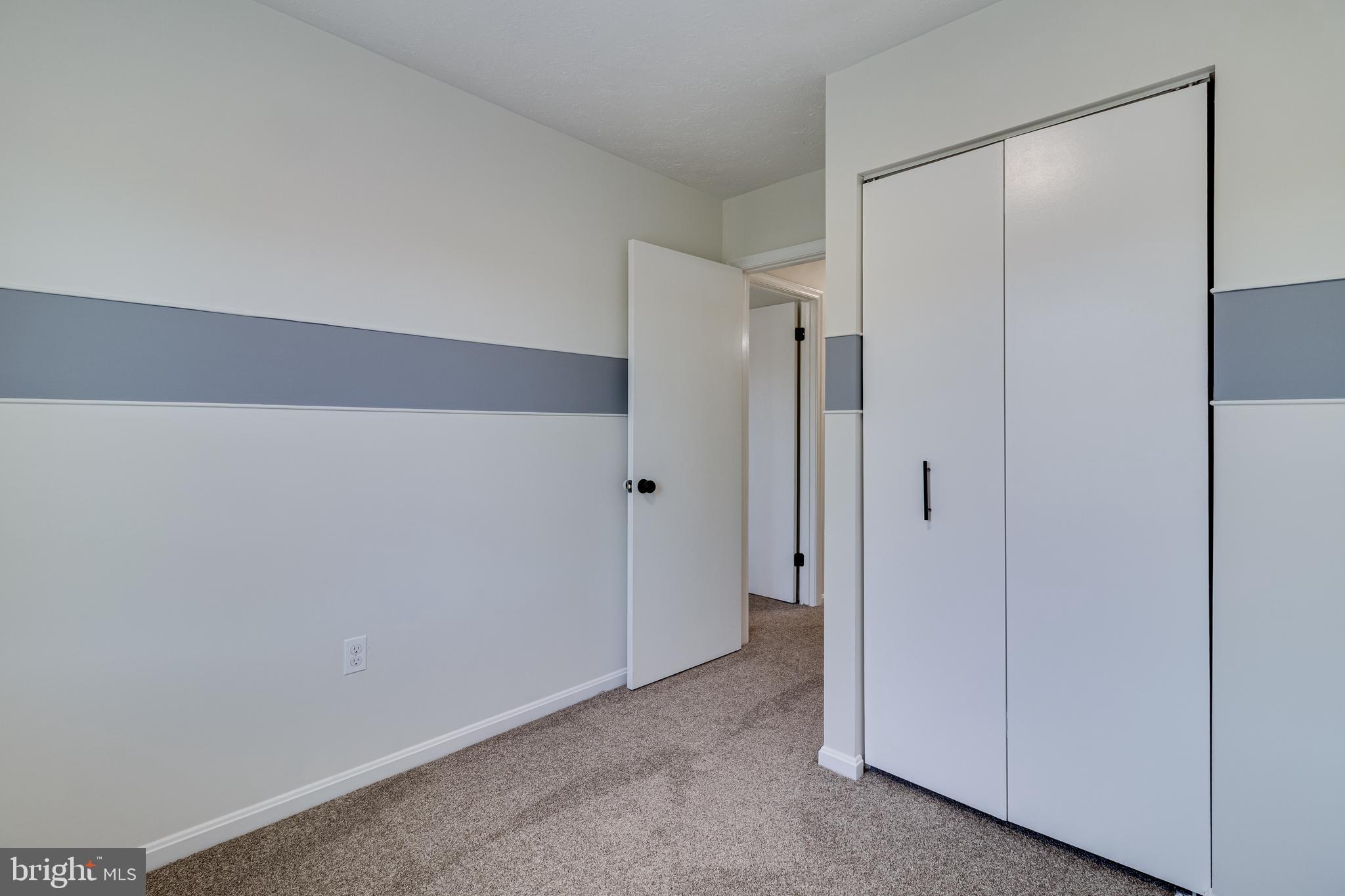 RIVERSIDE RUN IND HEAD - Residential