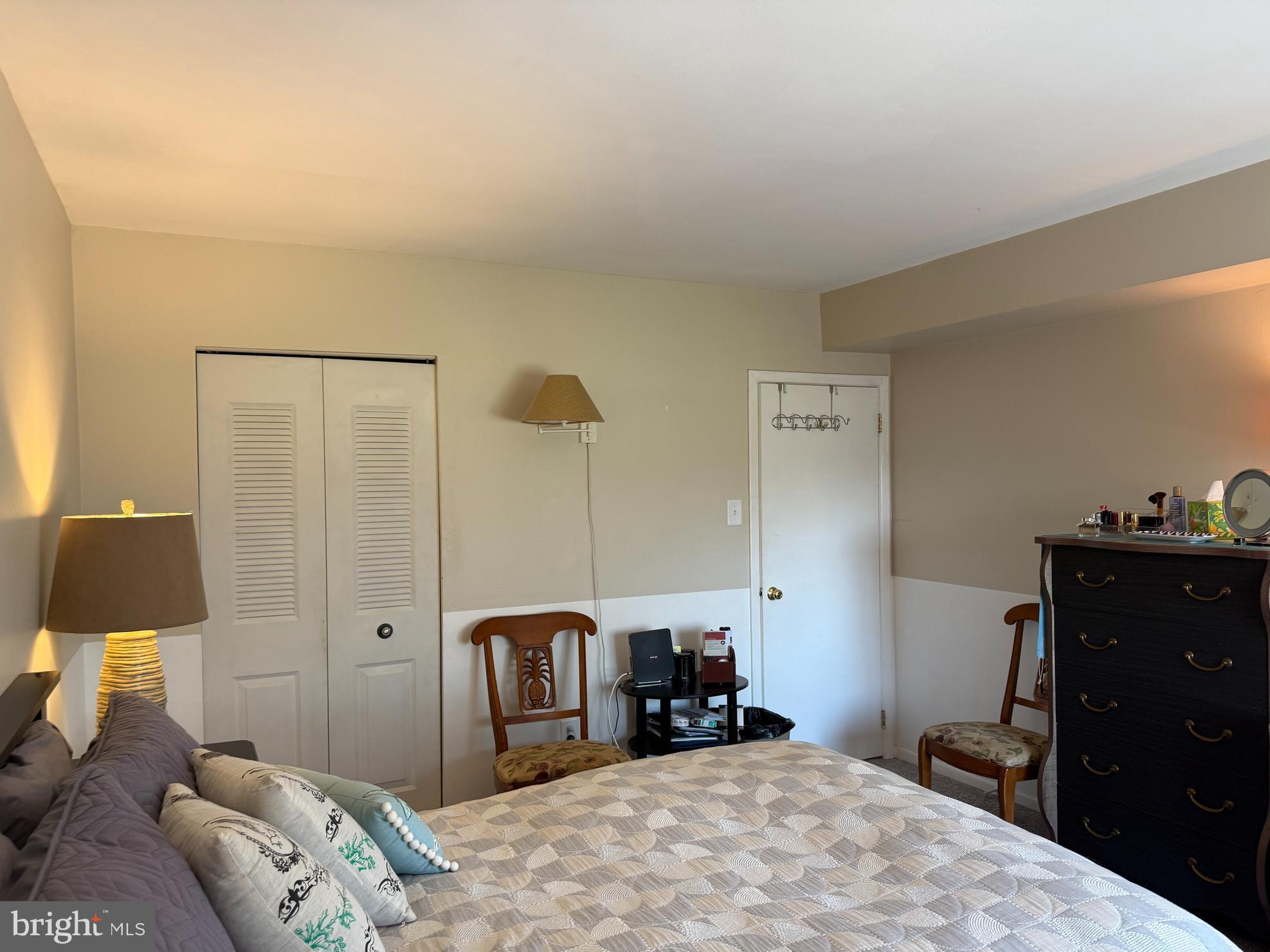 HILLTOP SUMMIT - Residential