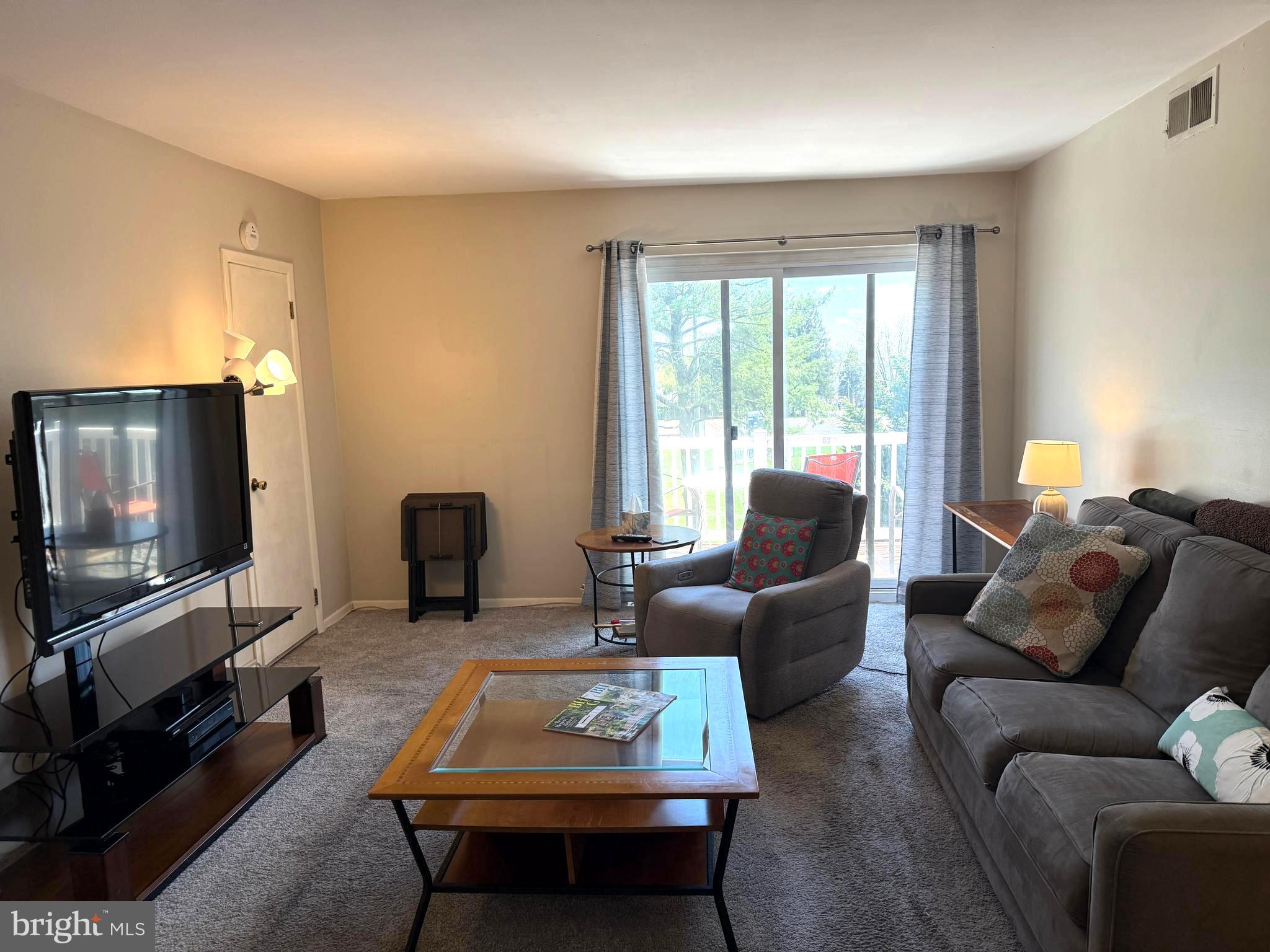 HILLTOP SUMMIT - Residential