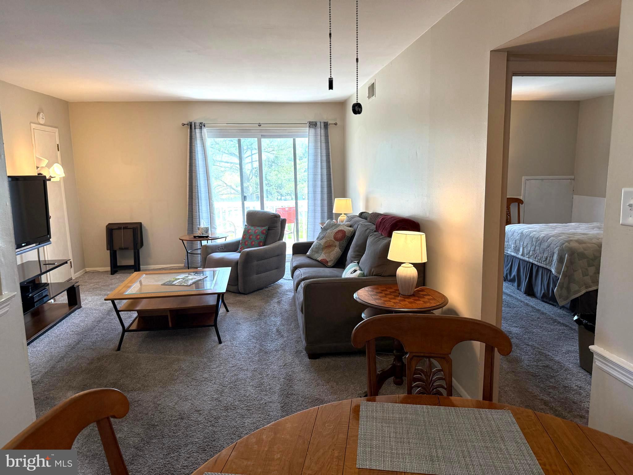 HILLTOP SUMMIT - Residential