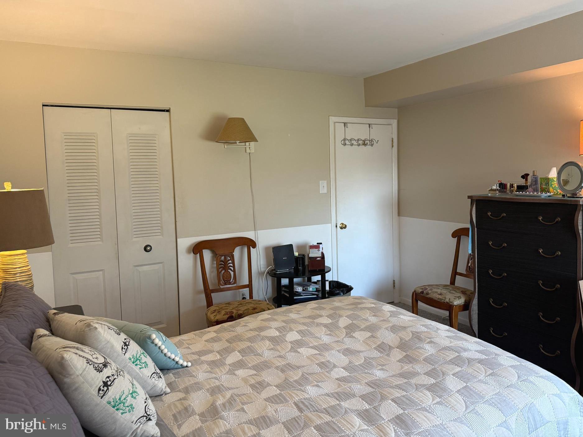 HILLTOP SUMMIT - Residential