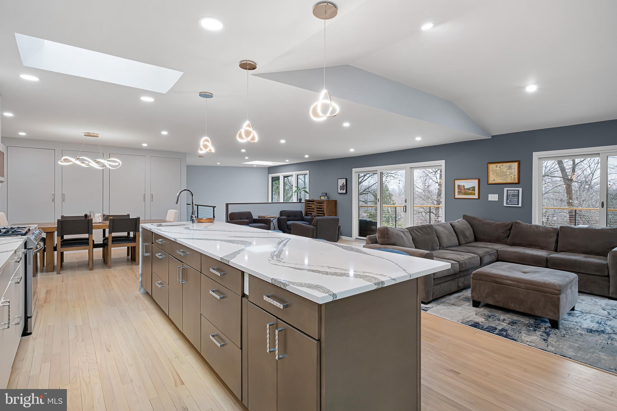 WESTMINSTER - Residential