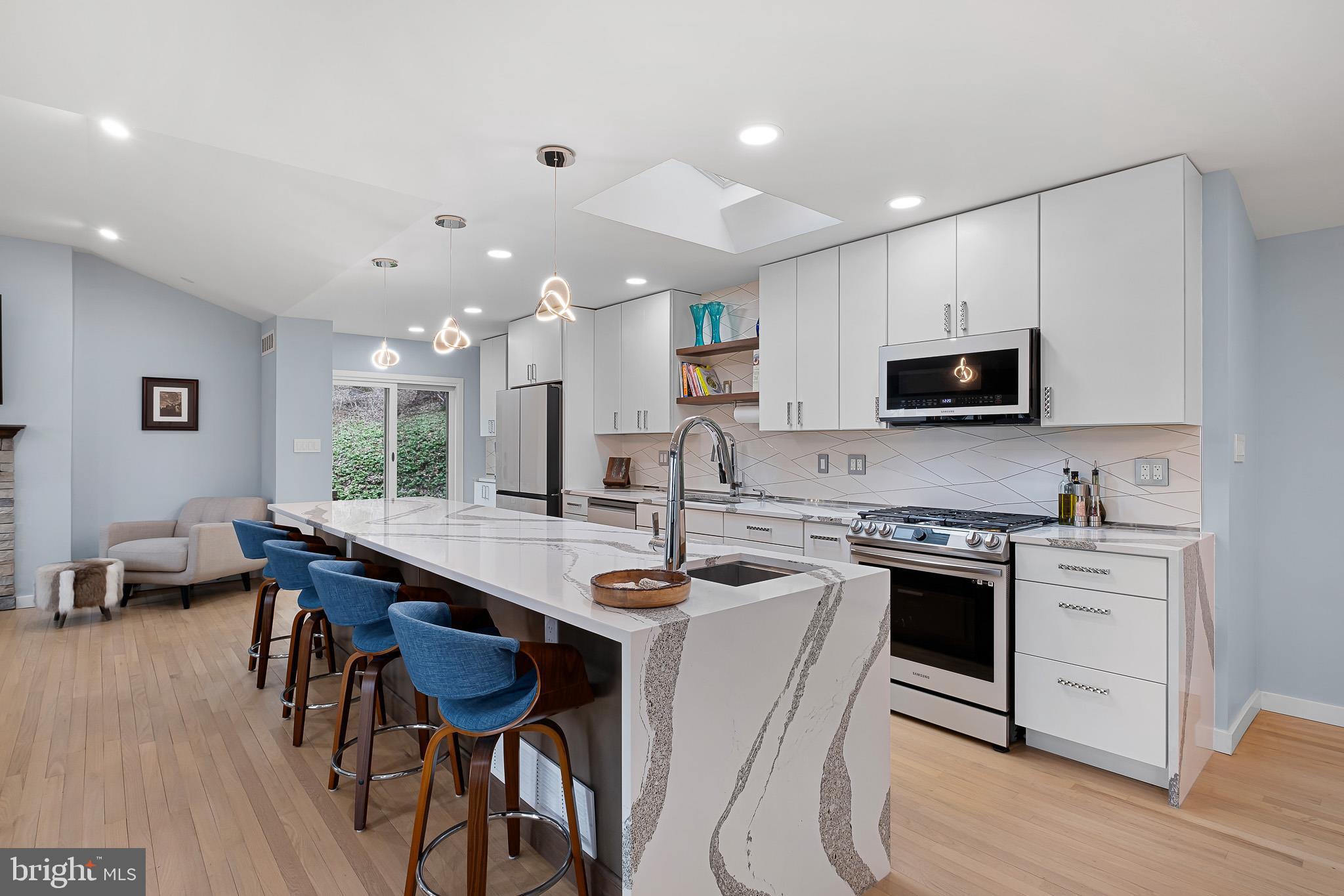 WESTMINSTER - Residential