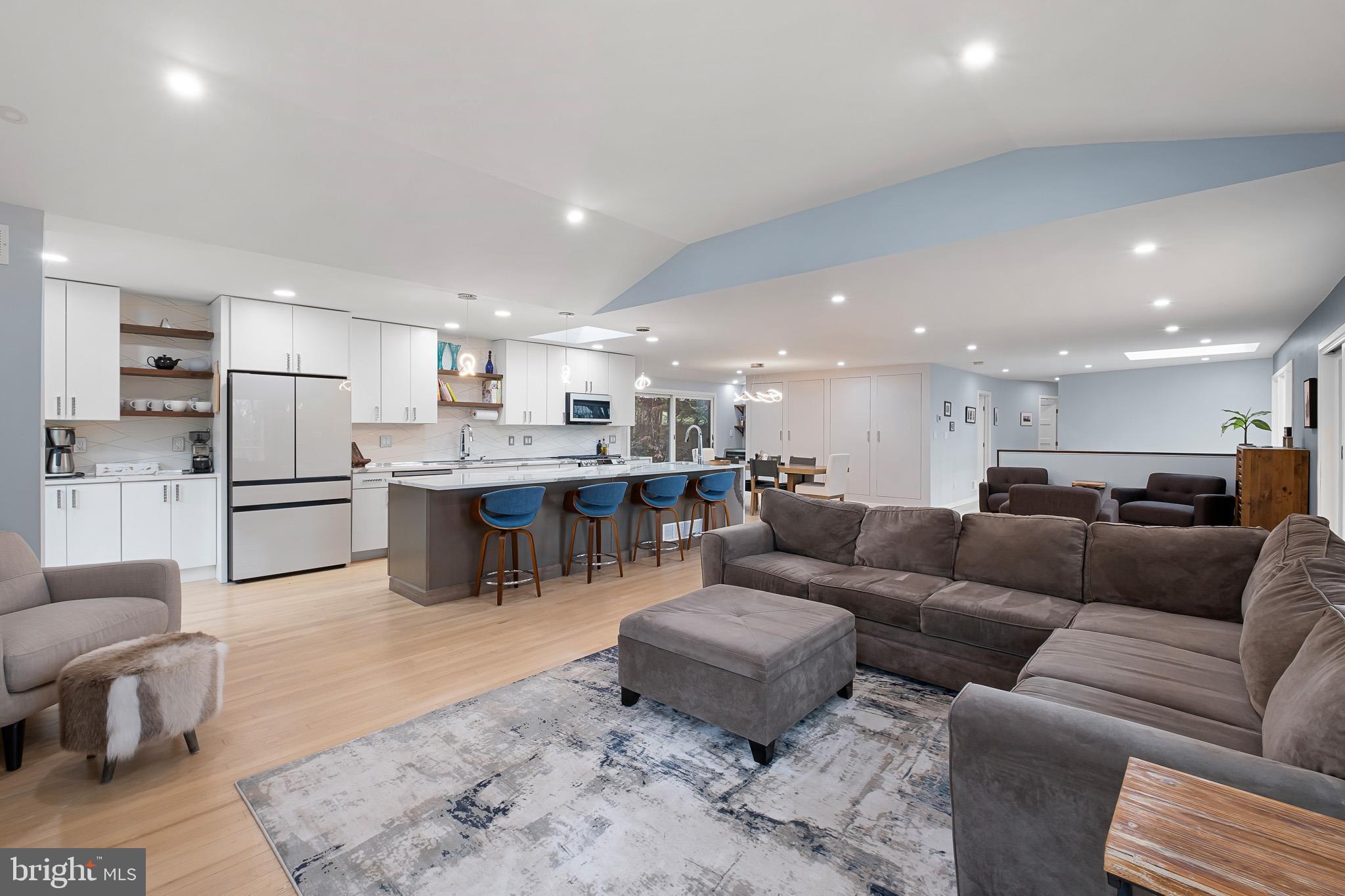 WESTMINSTER - Residential