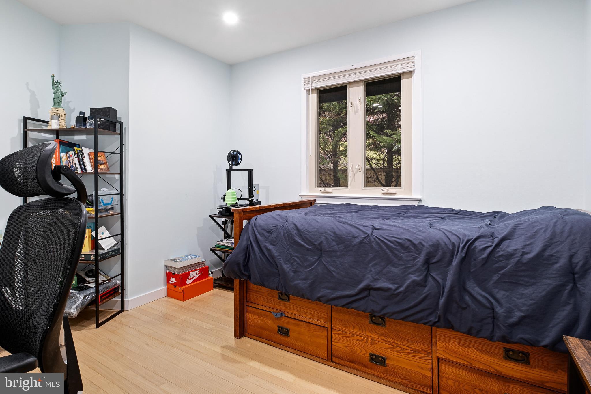 WESTMINSTER - Residential