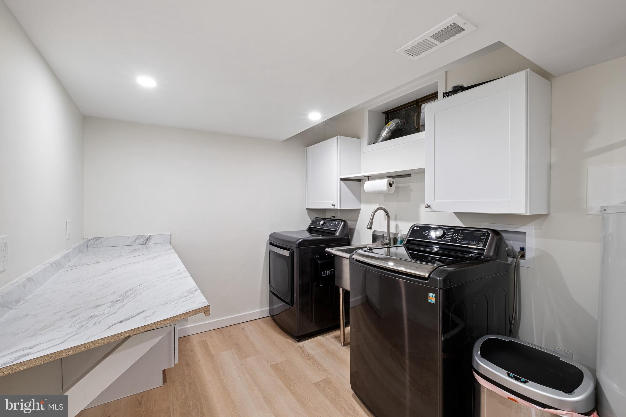 WESTMINSTER - Residential