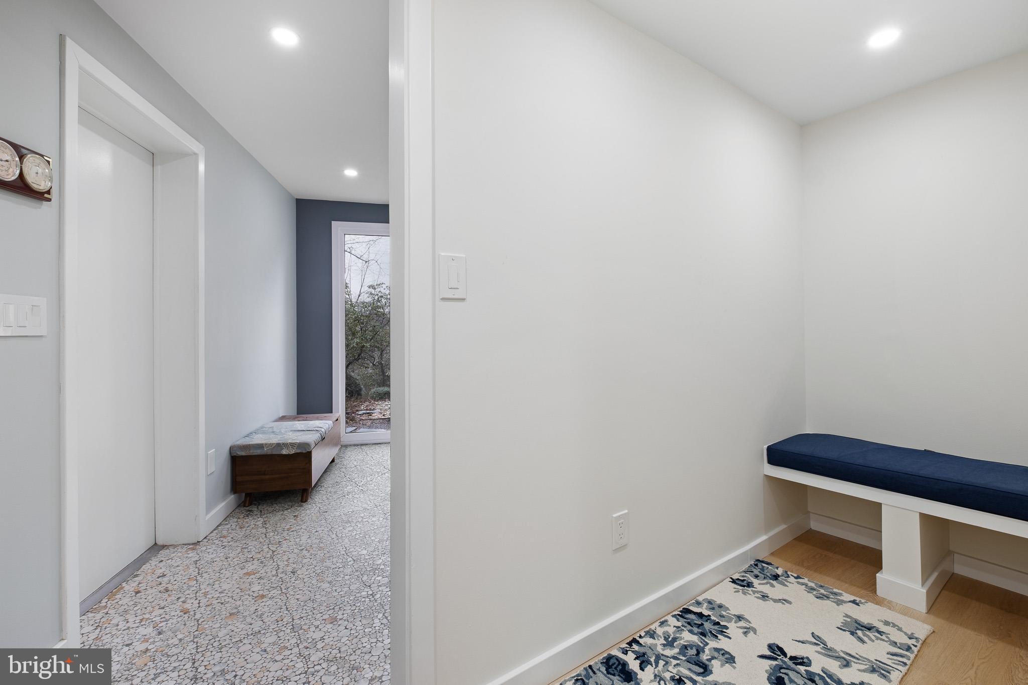 WESTMINSTER - Residential