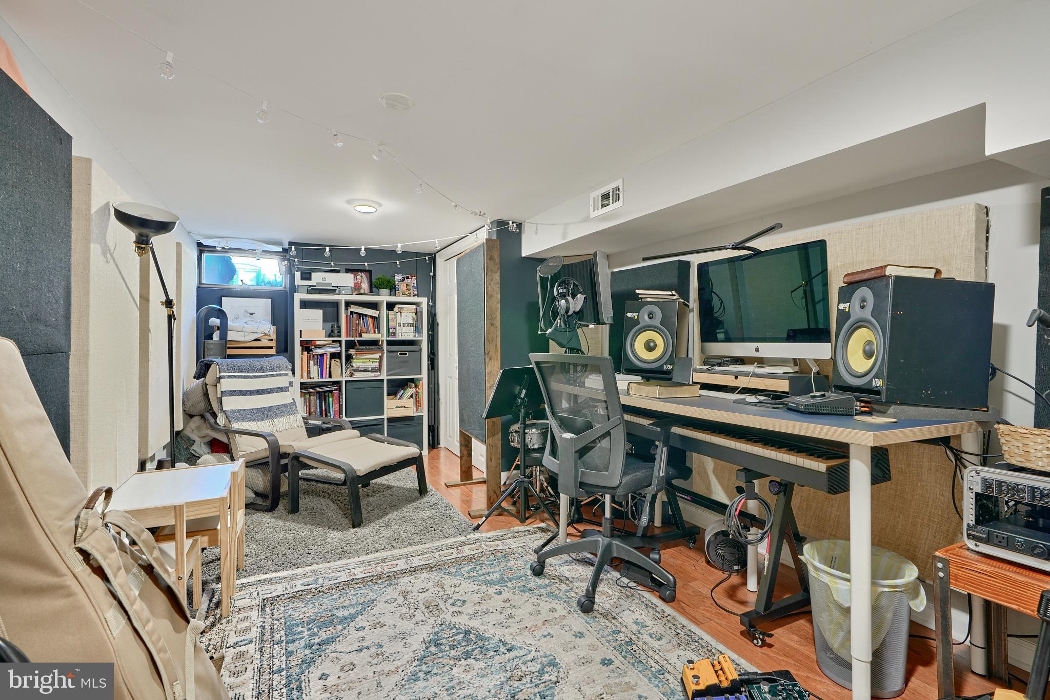 MCELDERRY PARK - Residential