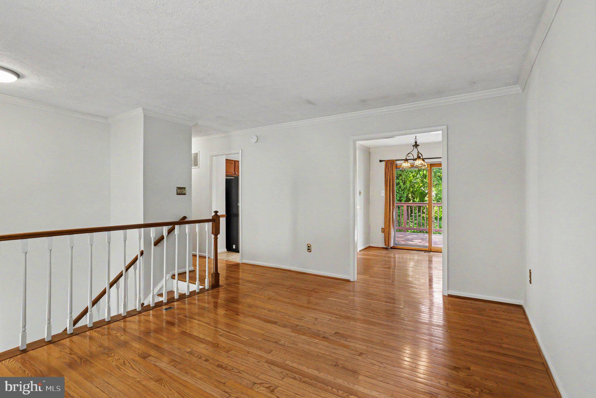 FOUR SEASONS ESTATES - Residential