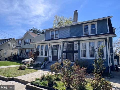 Townhouse For Sale - 305 Evergreen Avenue<br/> OAKLYN, NJ 08107