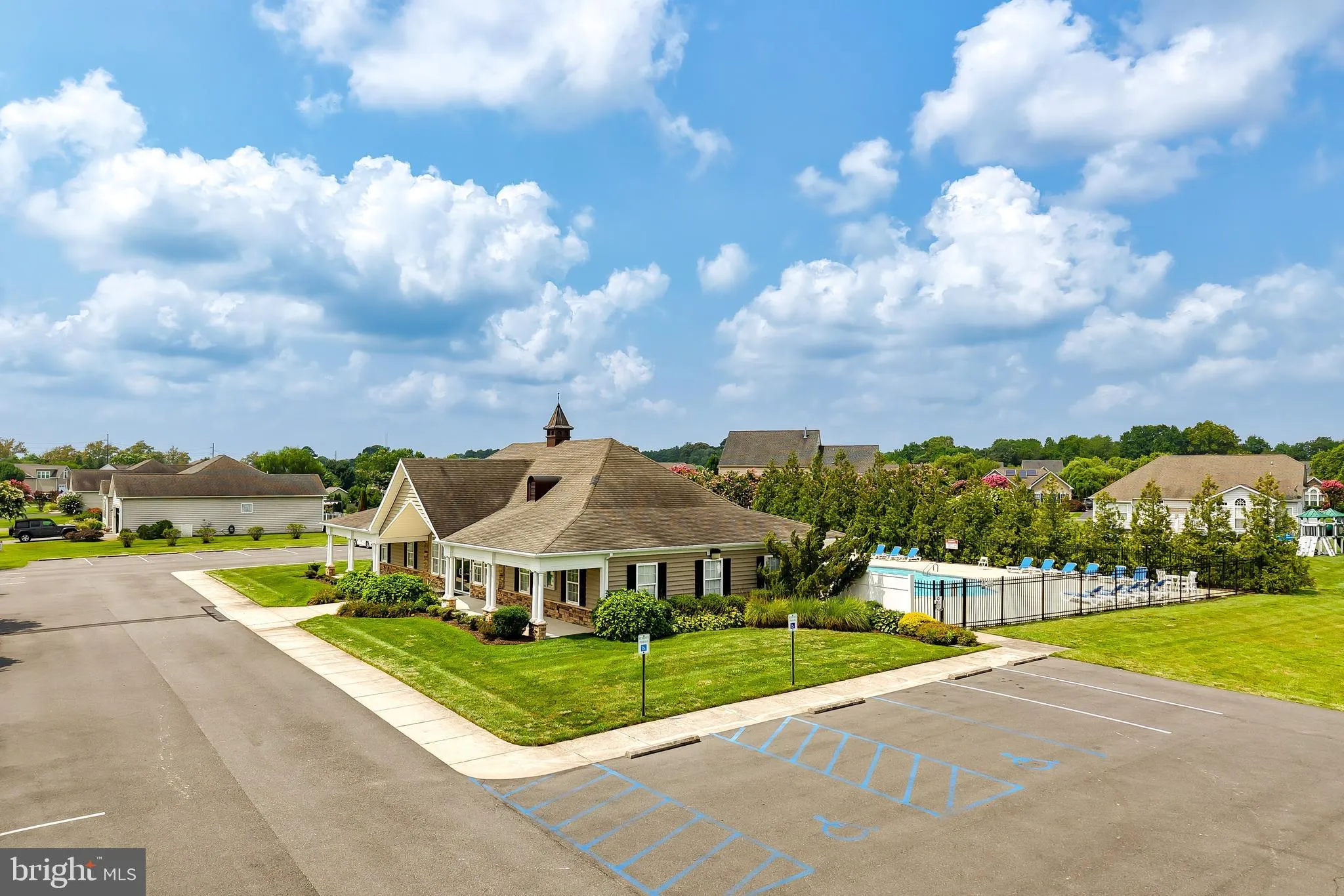 Harbeson, Delaware 19951, United States, 4 Bedrooms Bedrooms, ,4 BathroomsBathrooms,Residential,Contingent,202890