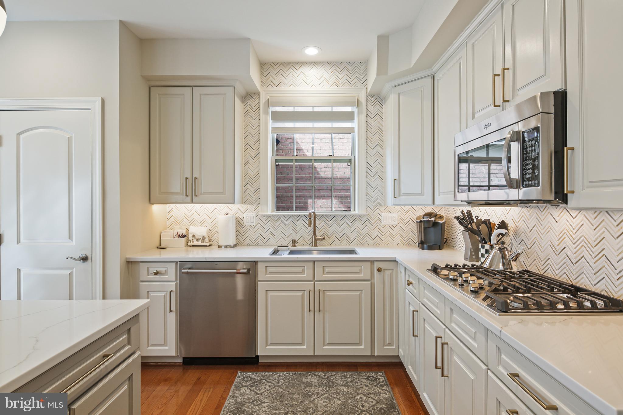 SCOT'S GLEN - Residential