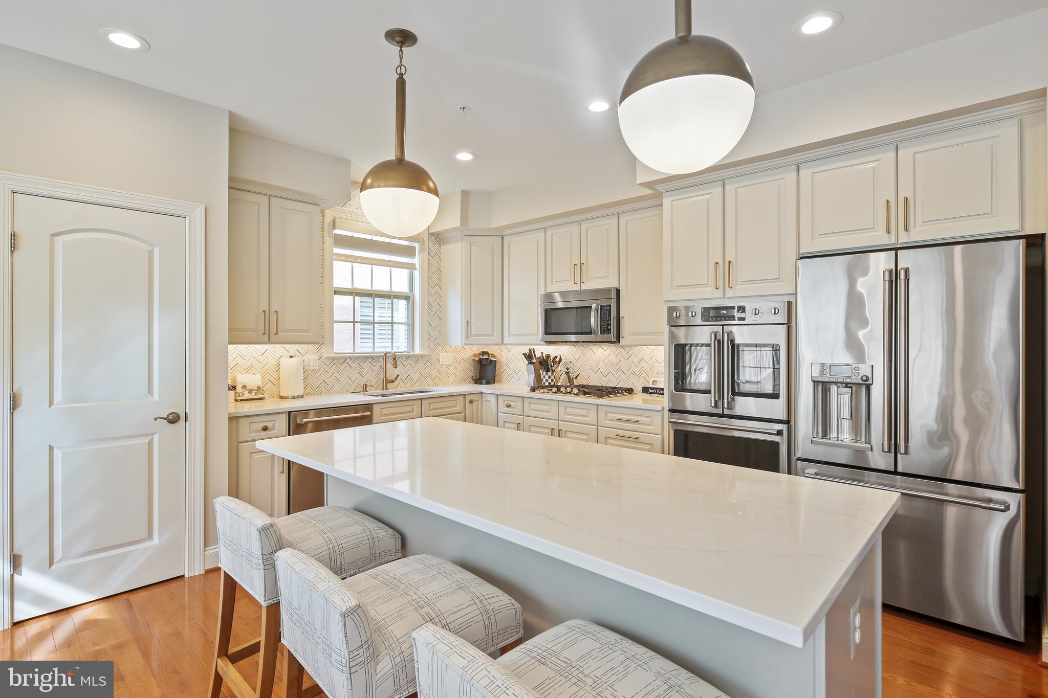 SCOT'S GLEN - Residential