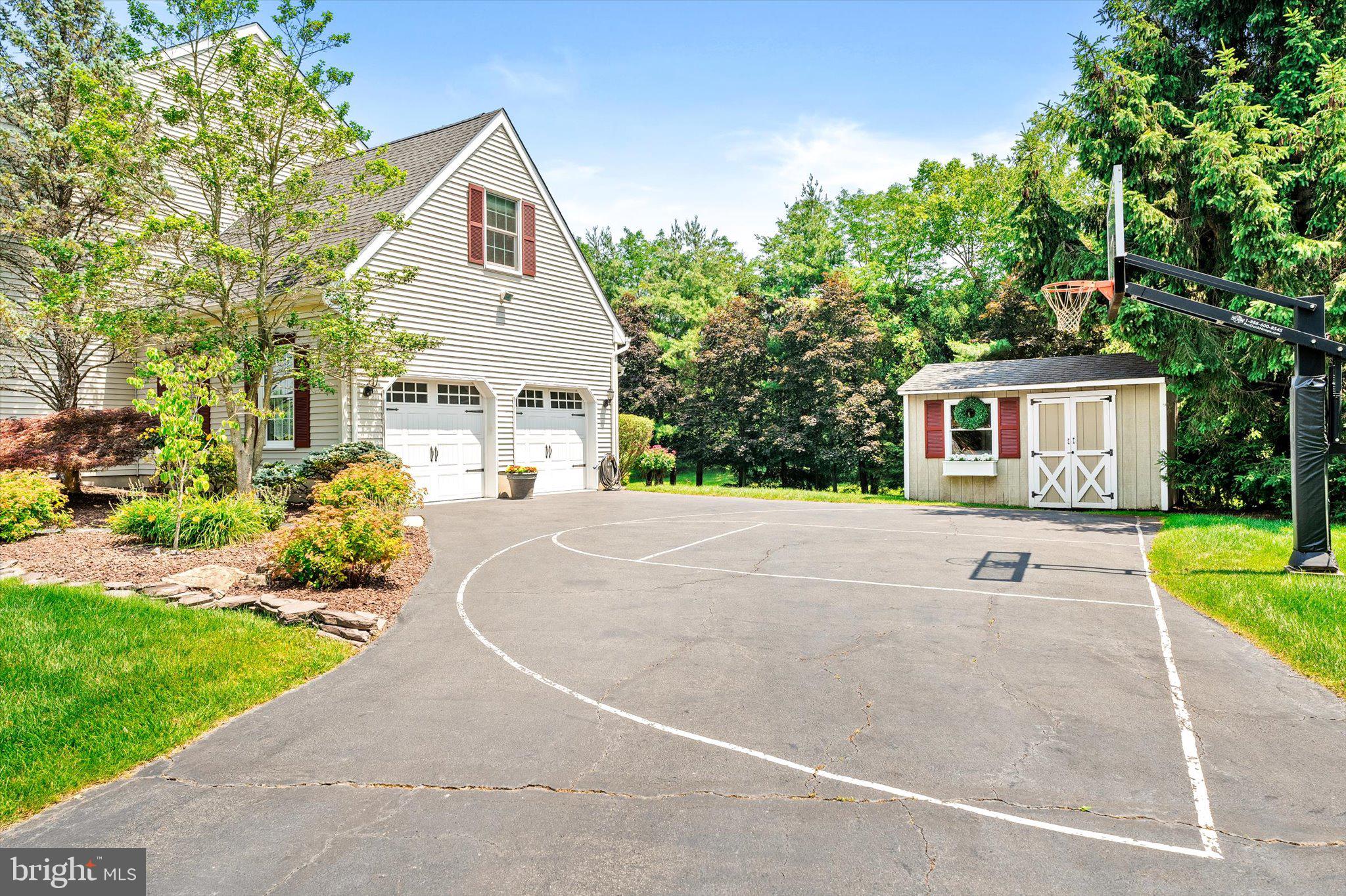 3 BLUE BELL LANE