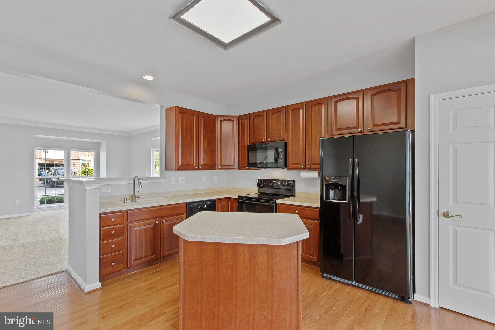 CARRIAGE HILL CONDOS - Residential