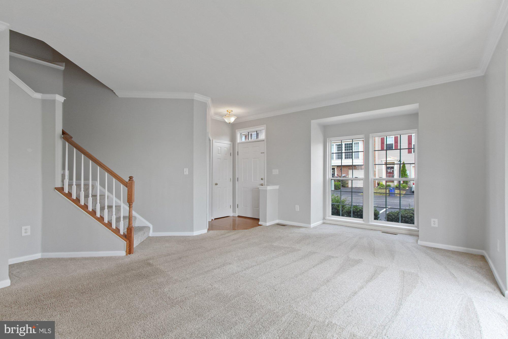 CARRIAGE HILL CONDOS - Residential